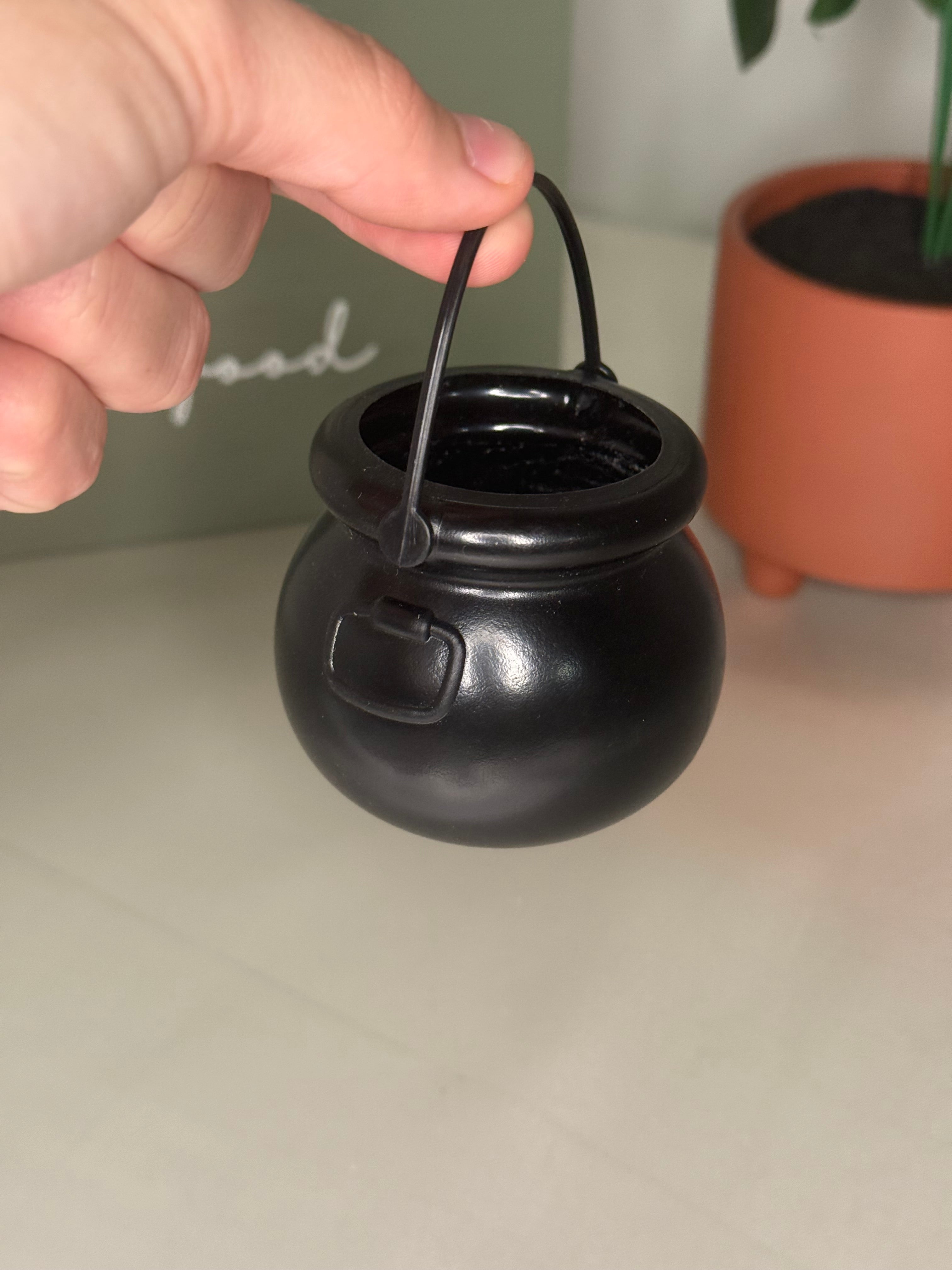 Mystery cauldron ￼