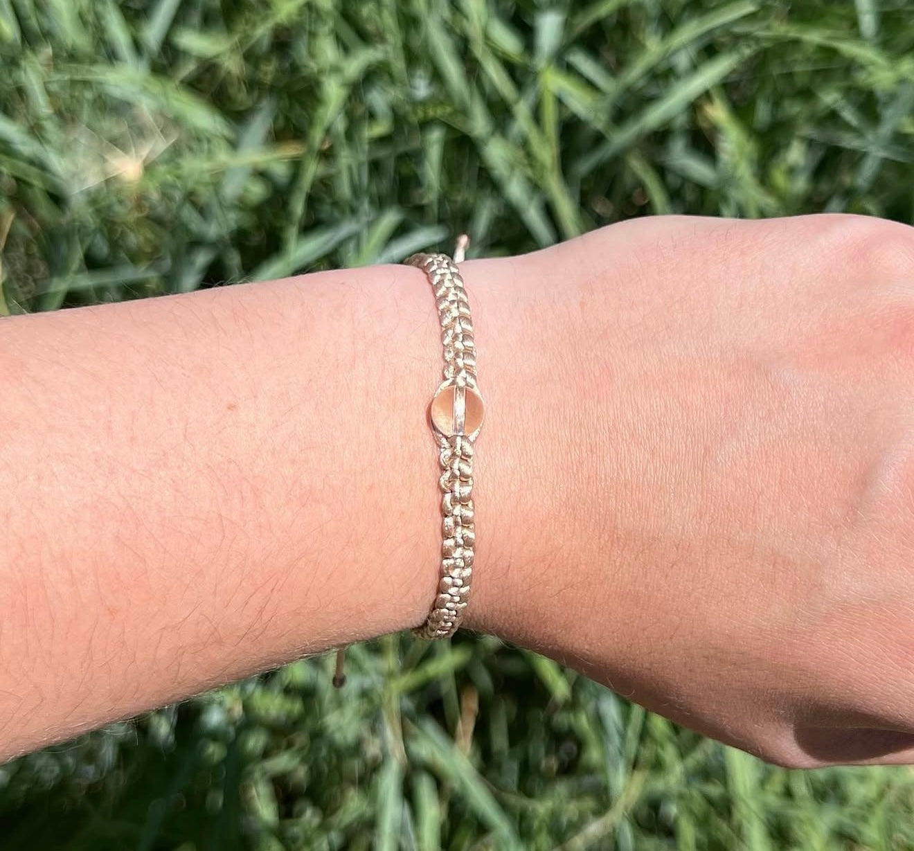 Adjustable crystal bracelets
