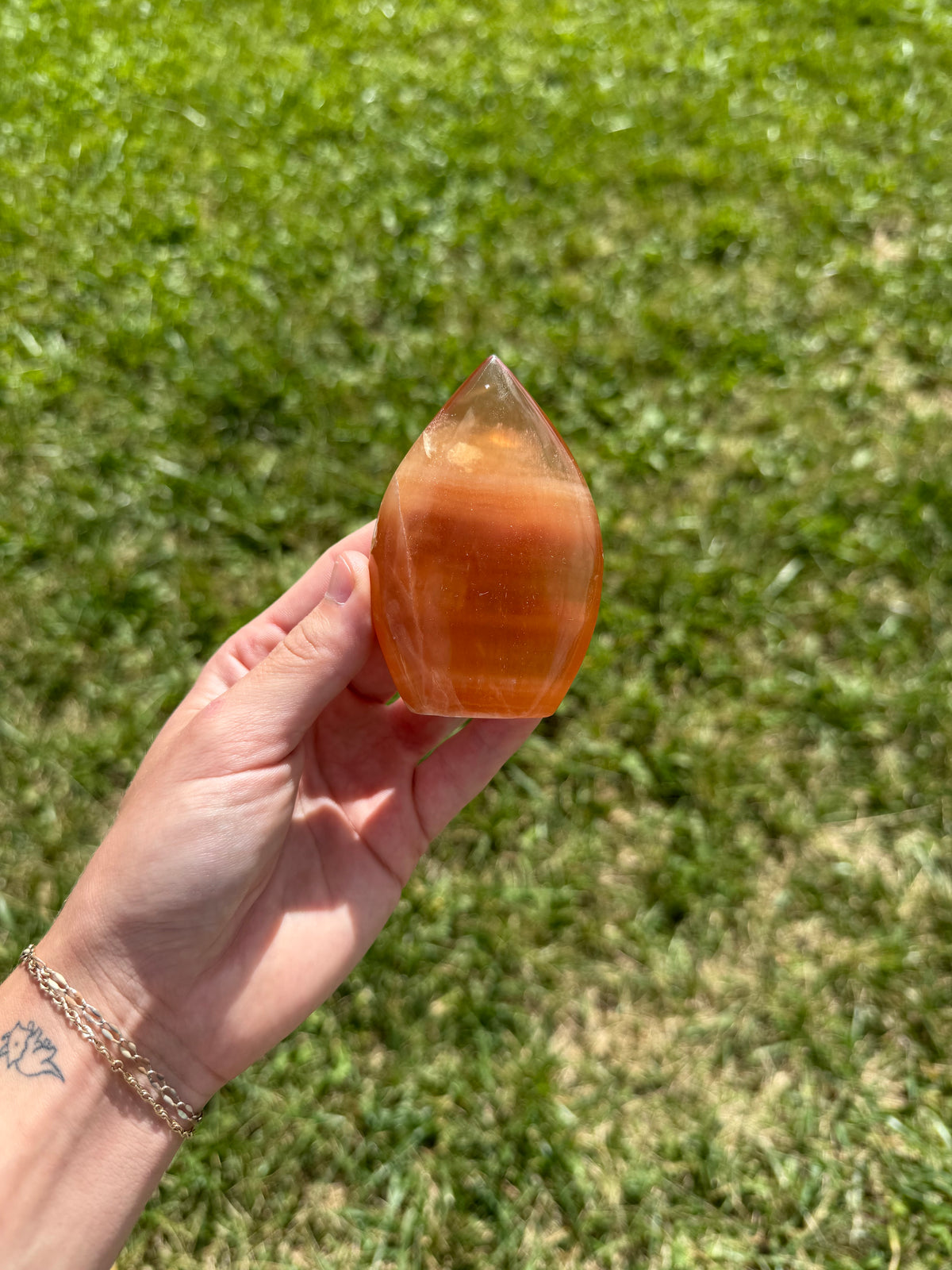 Honey calcite portal