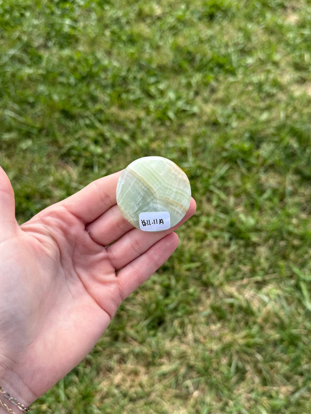 Medium pistachio calcite round flat