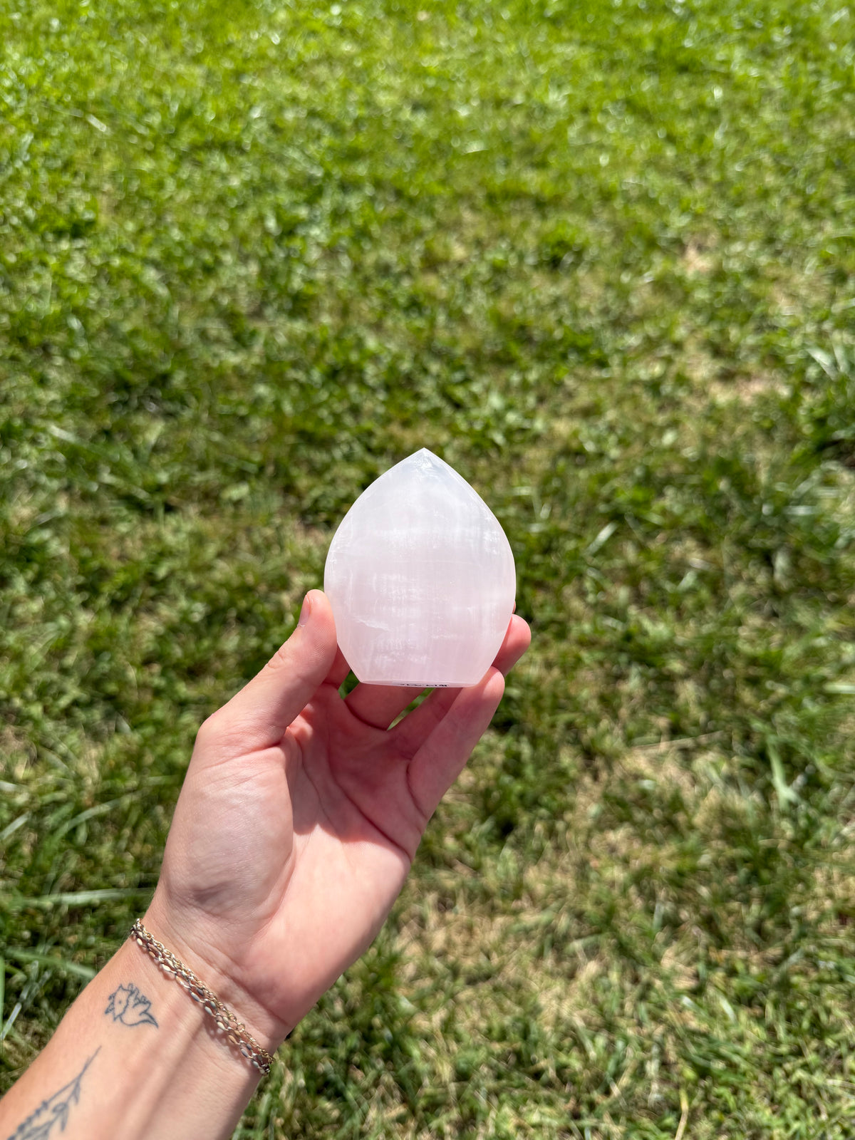 Pink calcite portals (uv reactive)
