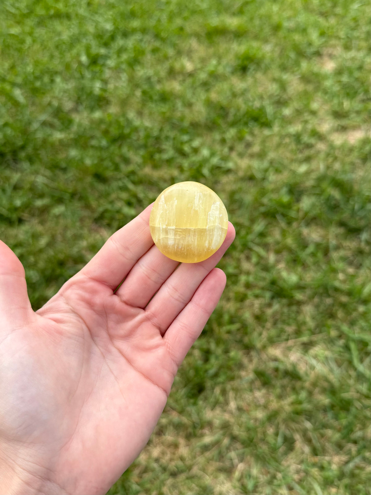 Small lemon calcite round flat