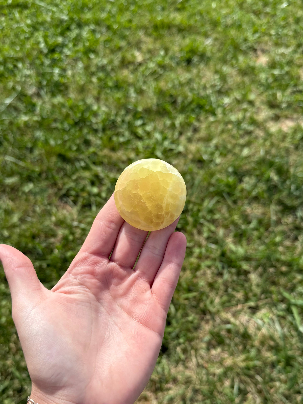 Large lemon calcite round flats
