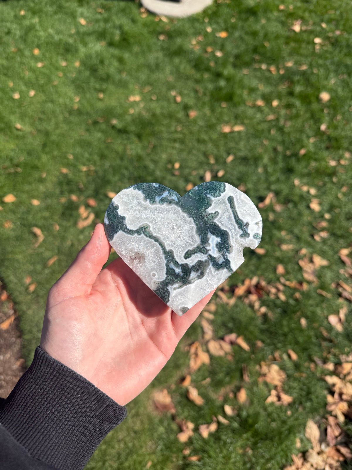 Moss agate heart