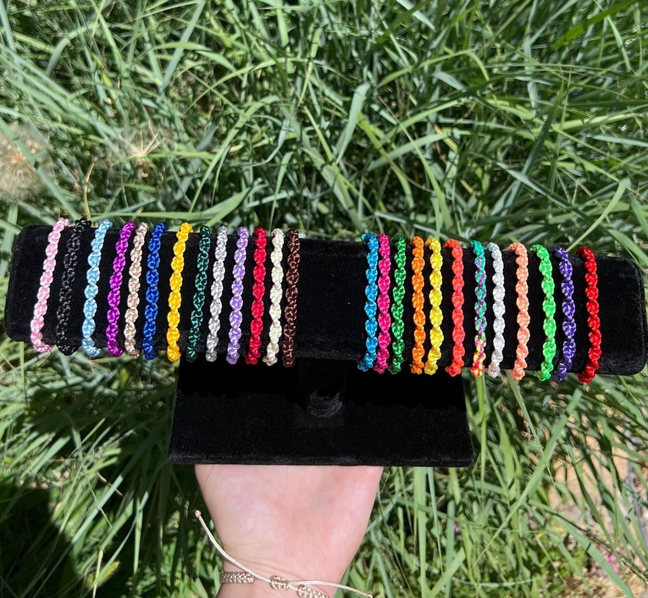 Adjustable spiral bracelets