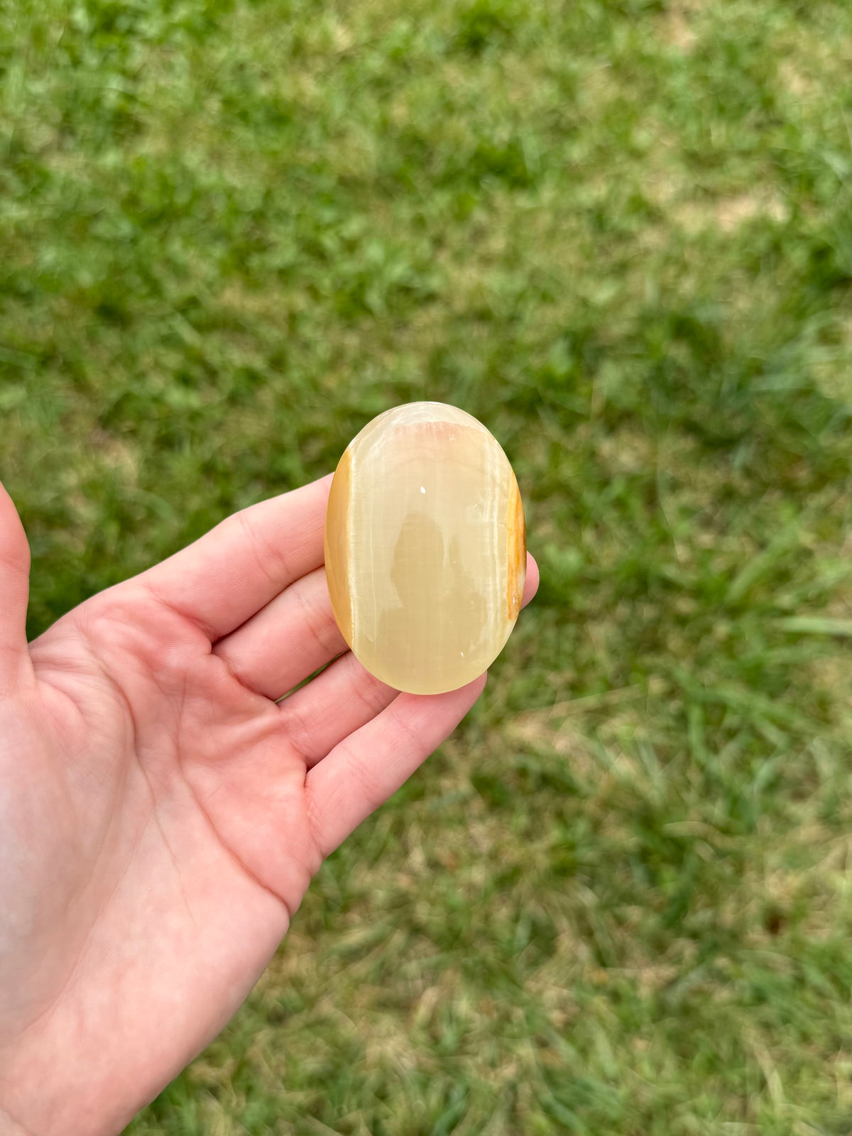Large green onyx palm stones