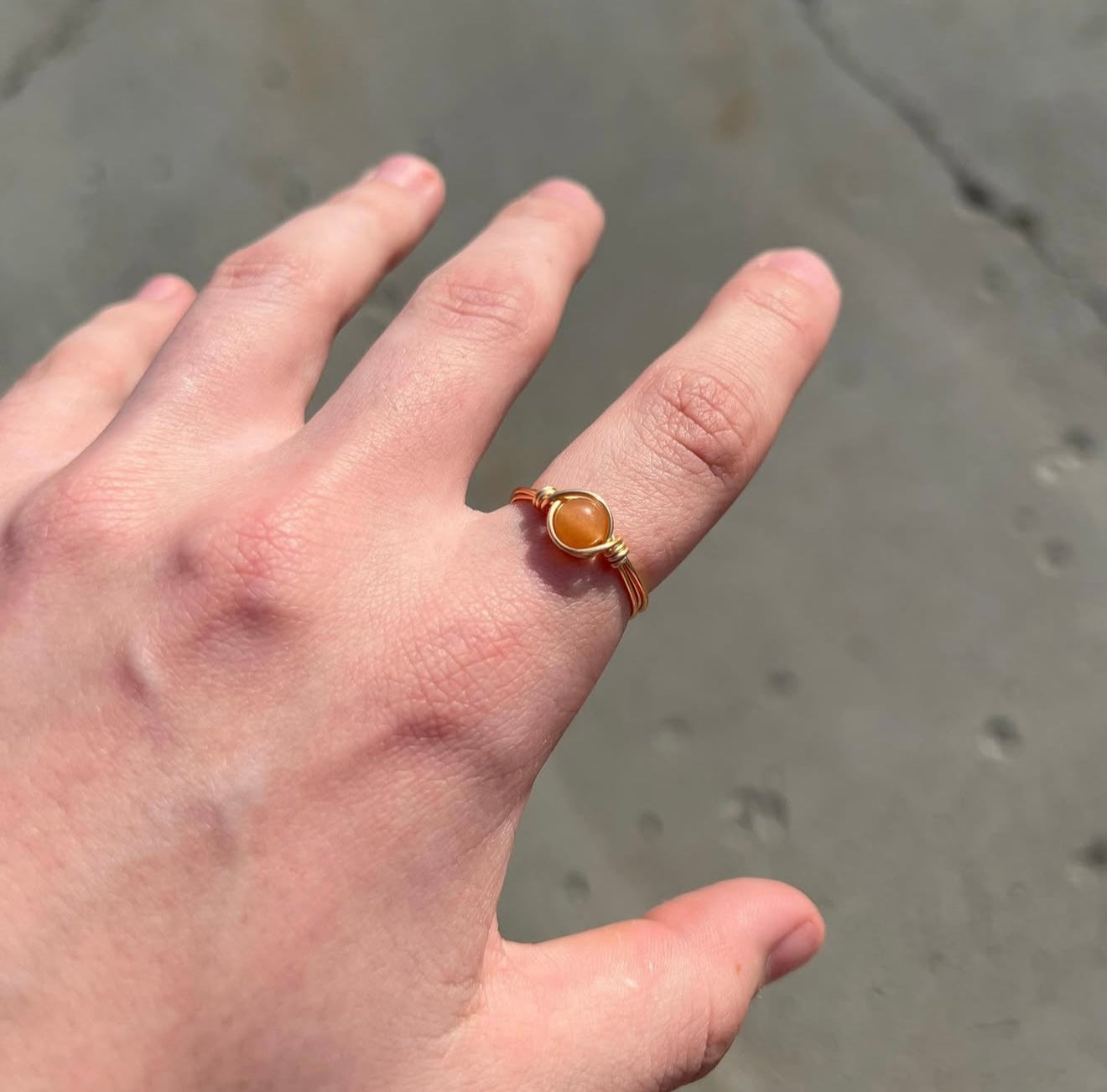 Round crystal ring 6mm