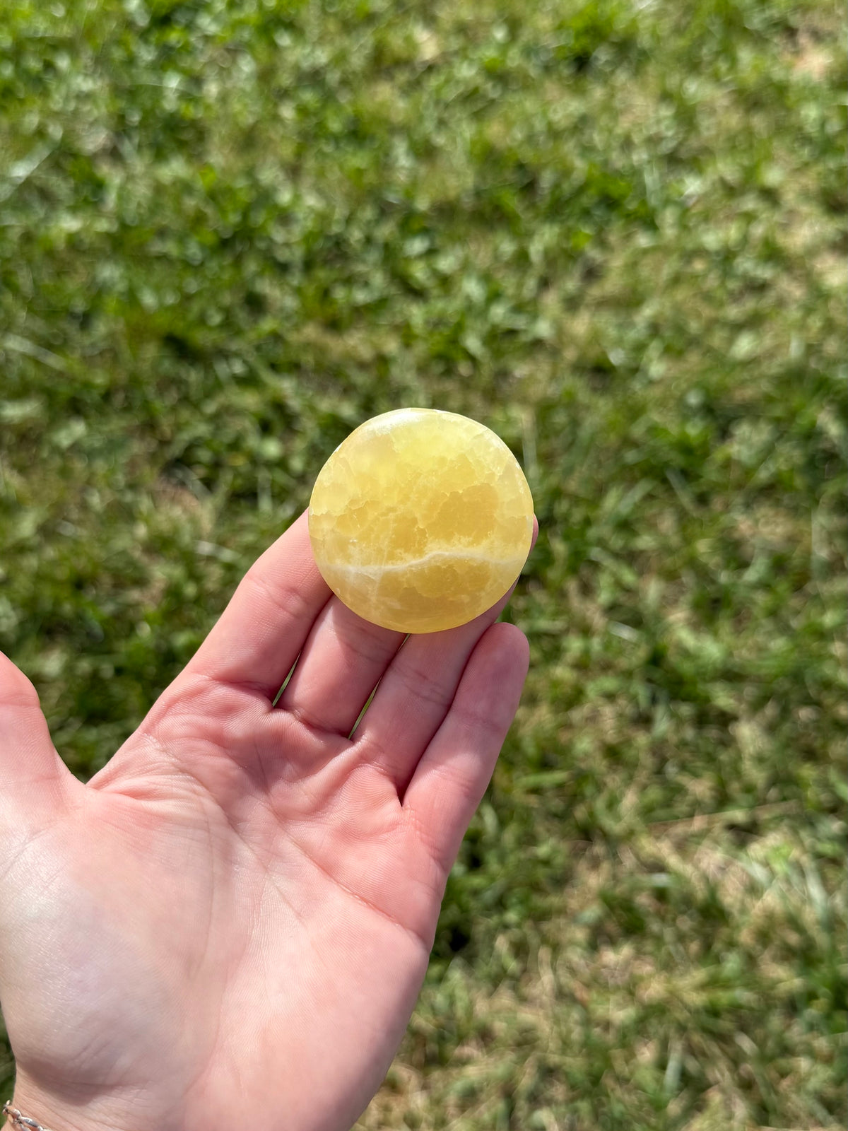 Large lemon calcite round flats