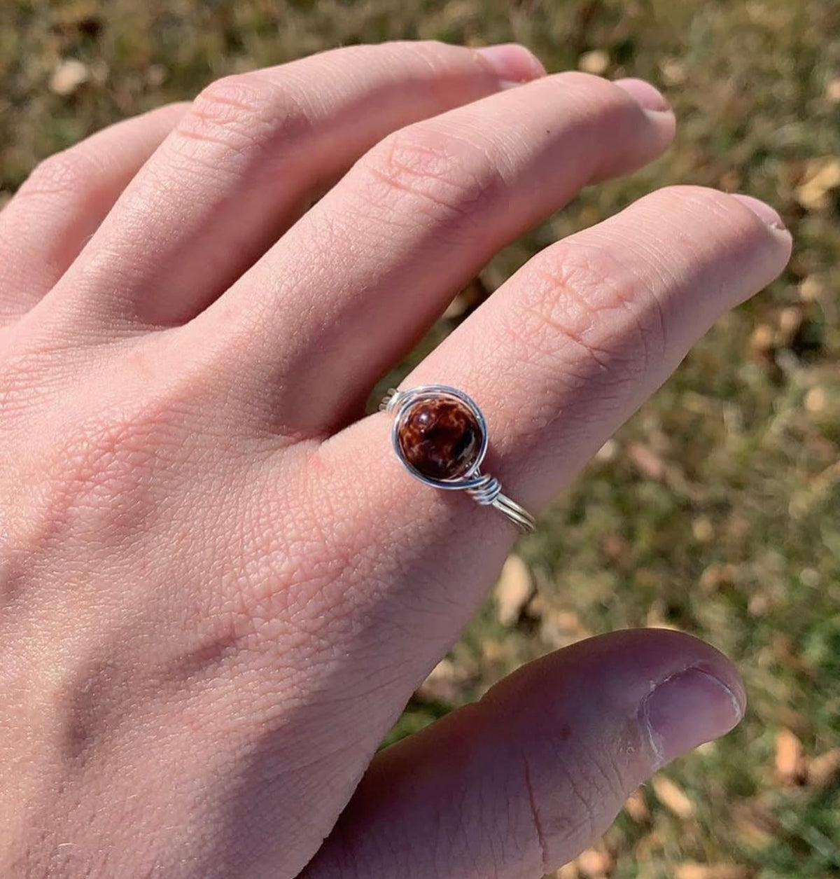 brown and black bead rings