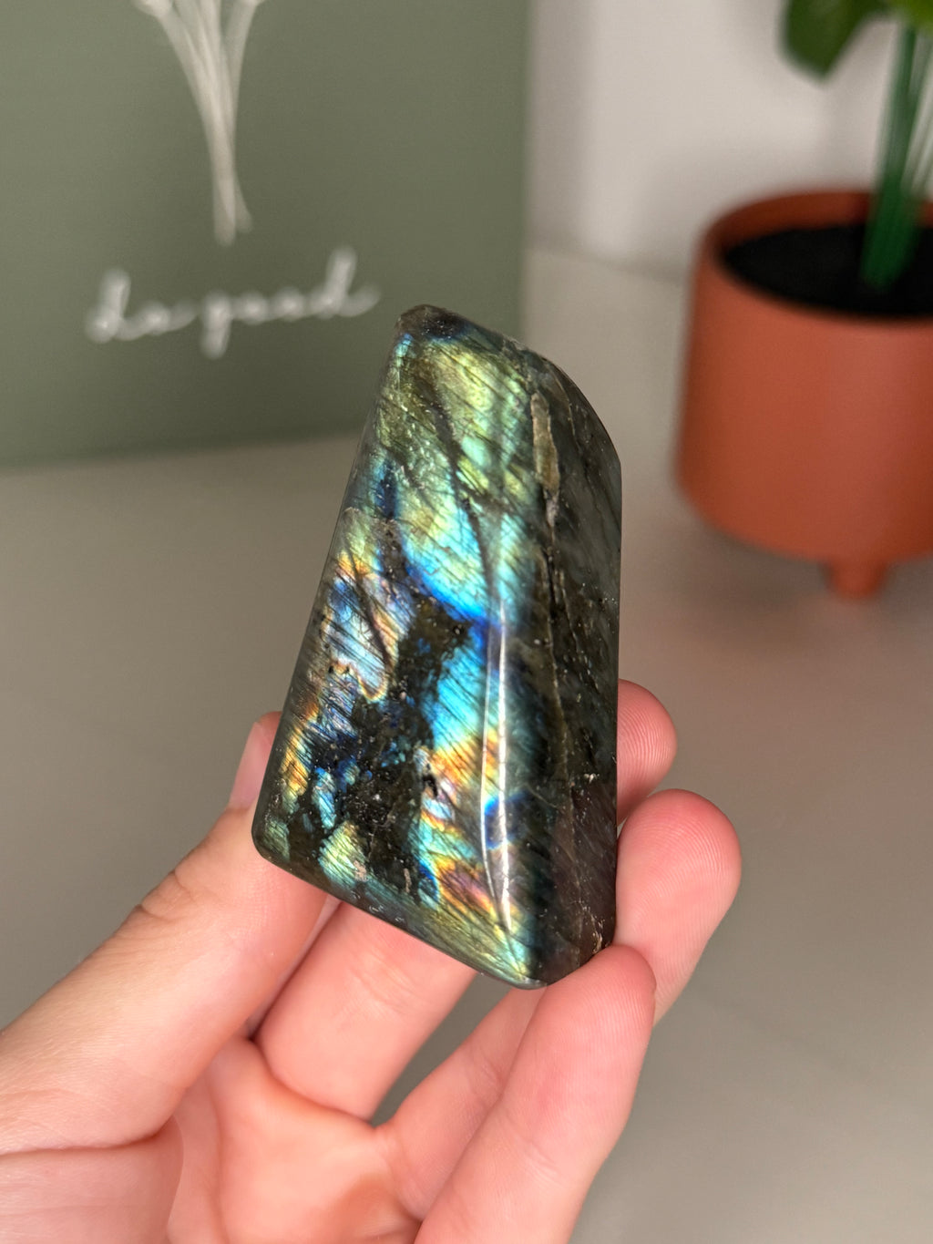 Labradorite freeform