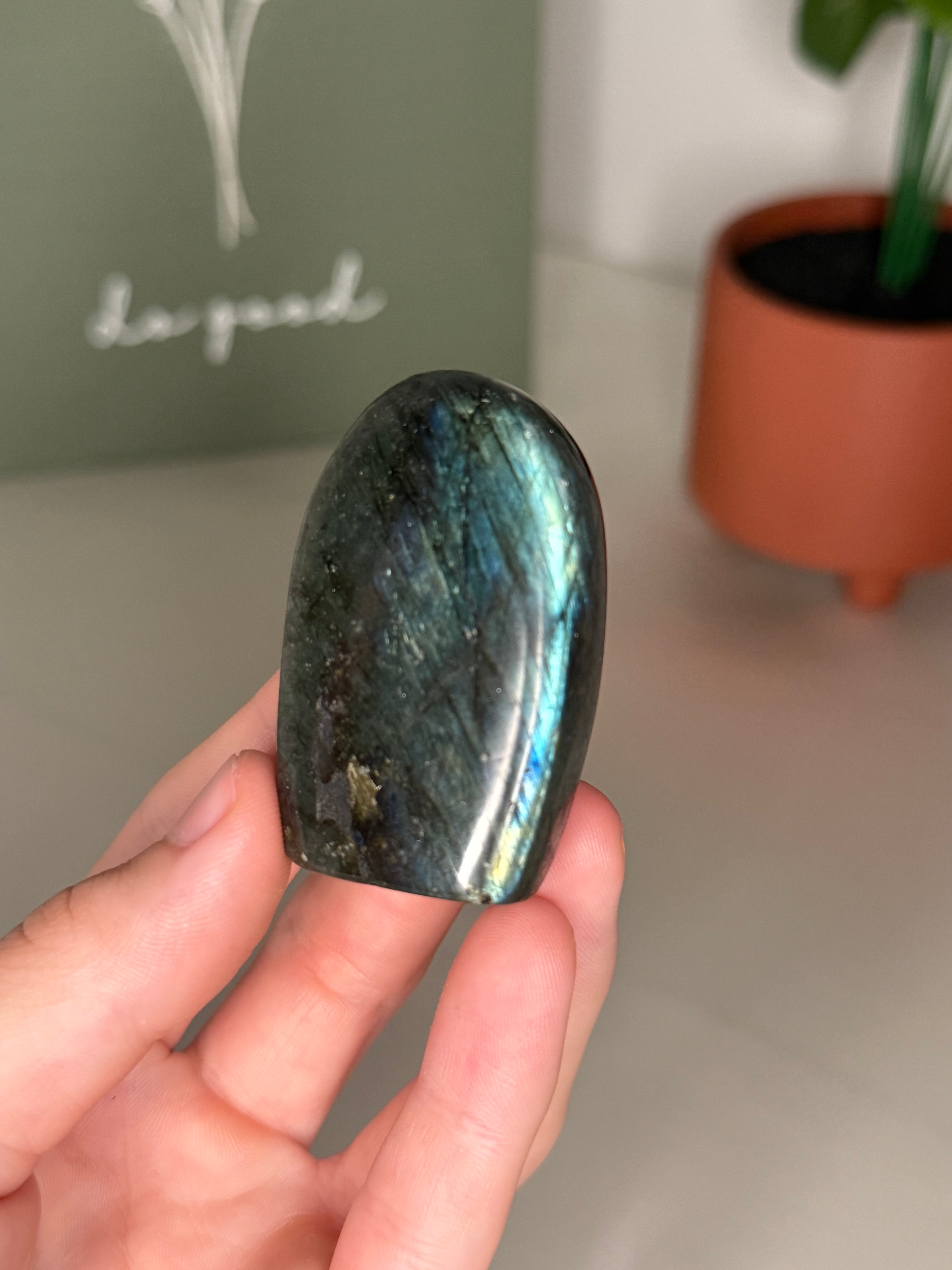 Labradorite freeform