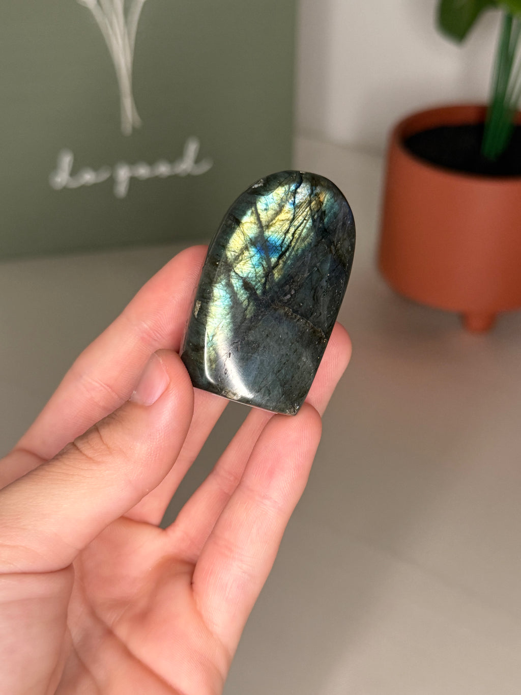 Labradorite freeform