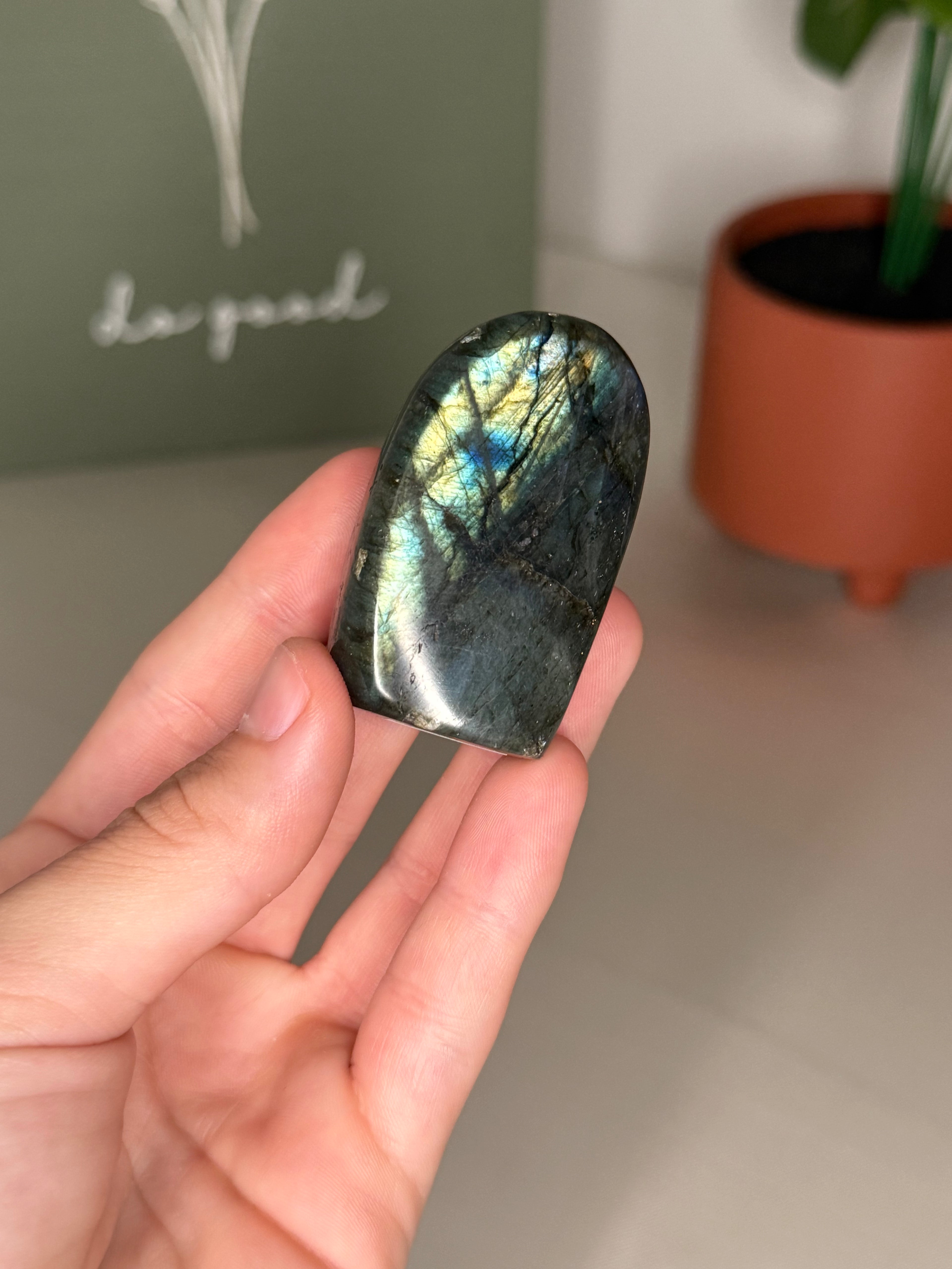 Labradorite freeform