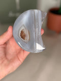Agate moon