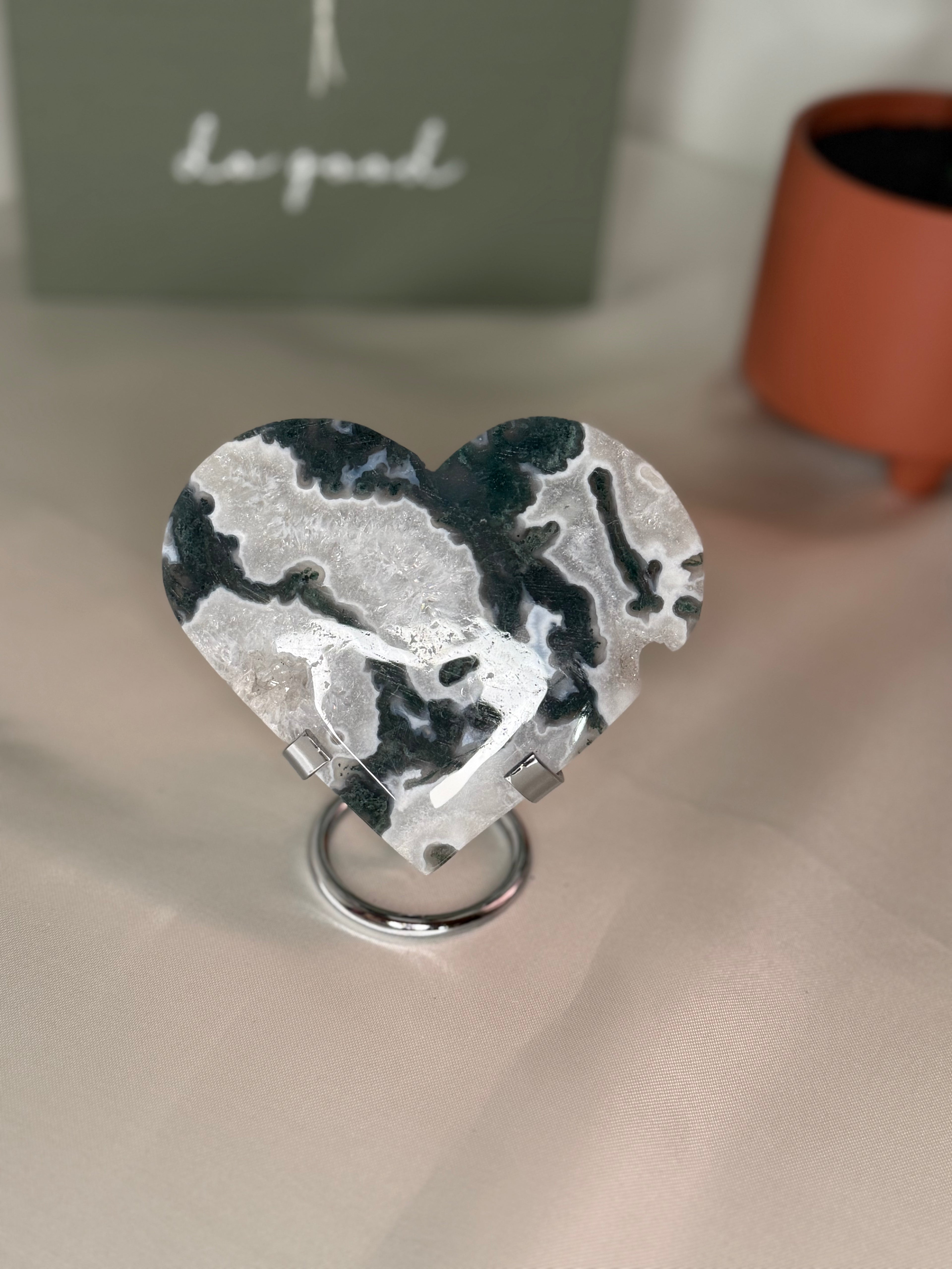 Moss agate heart