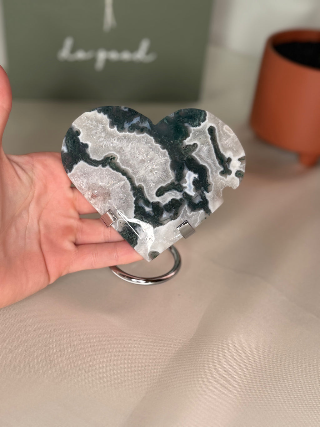 Moss agate heart