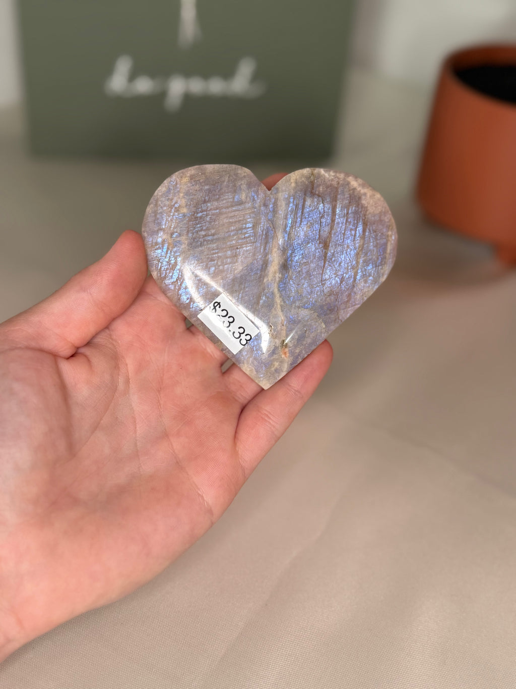 Flashy moonstone heart