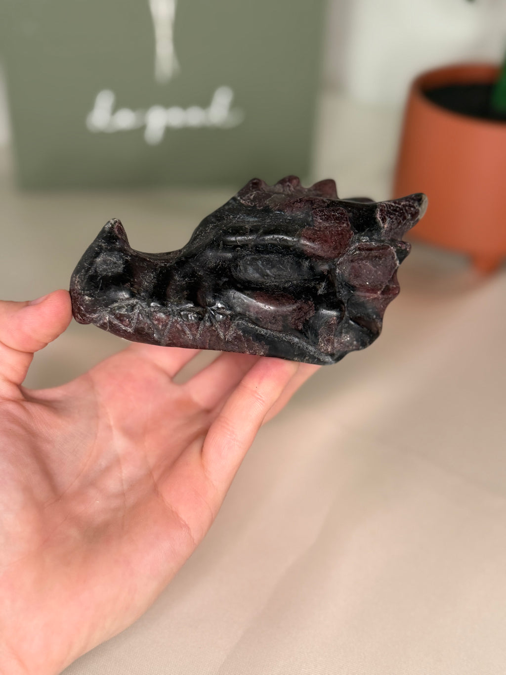 Garnet dragon head