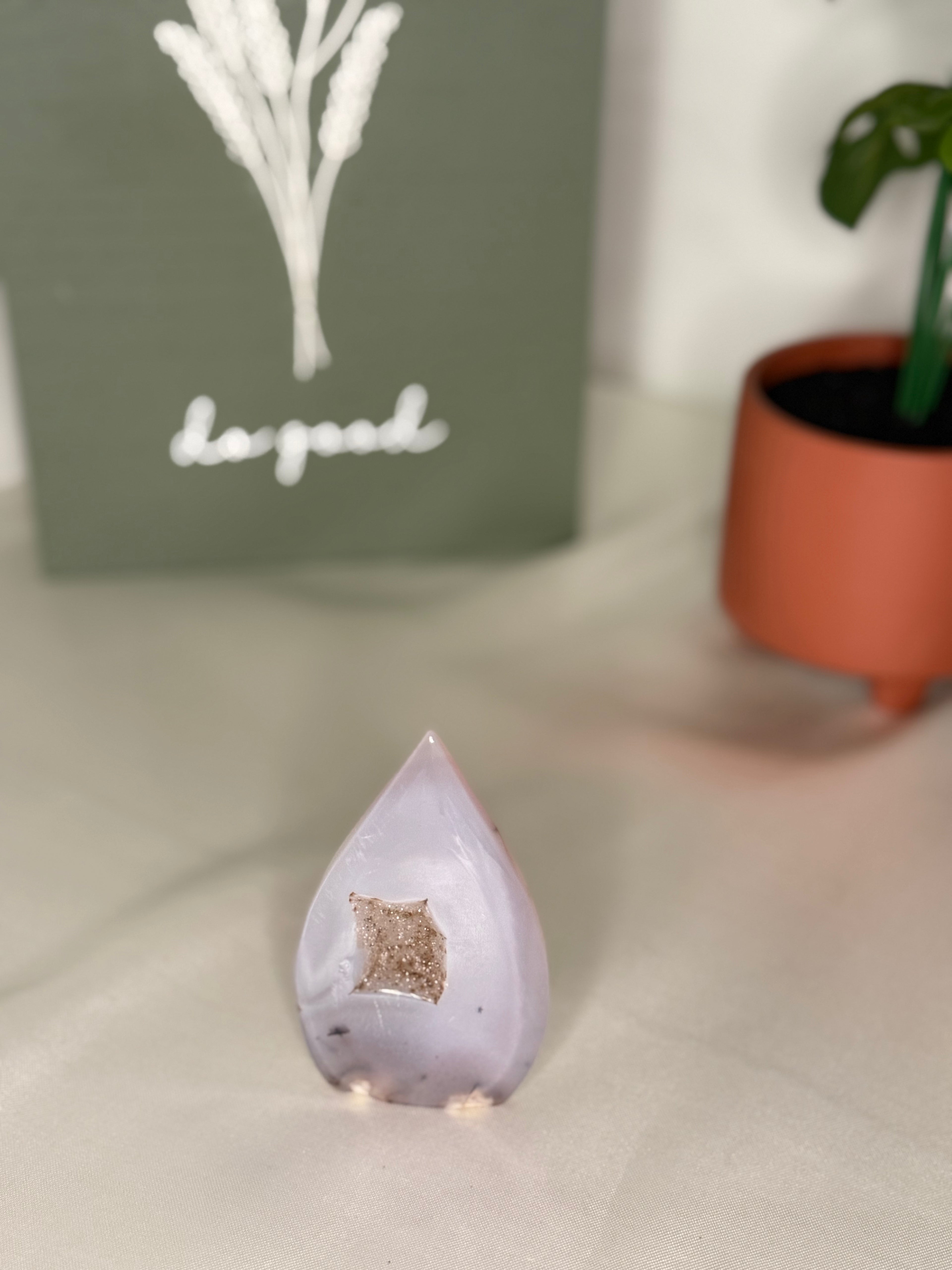 Flower agate portal