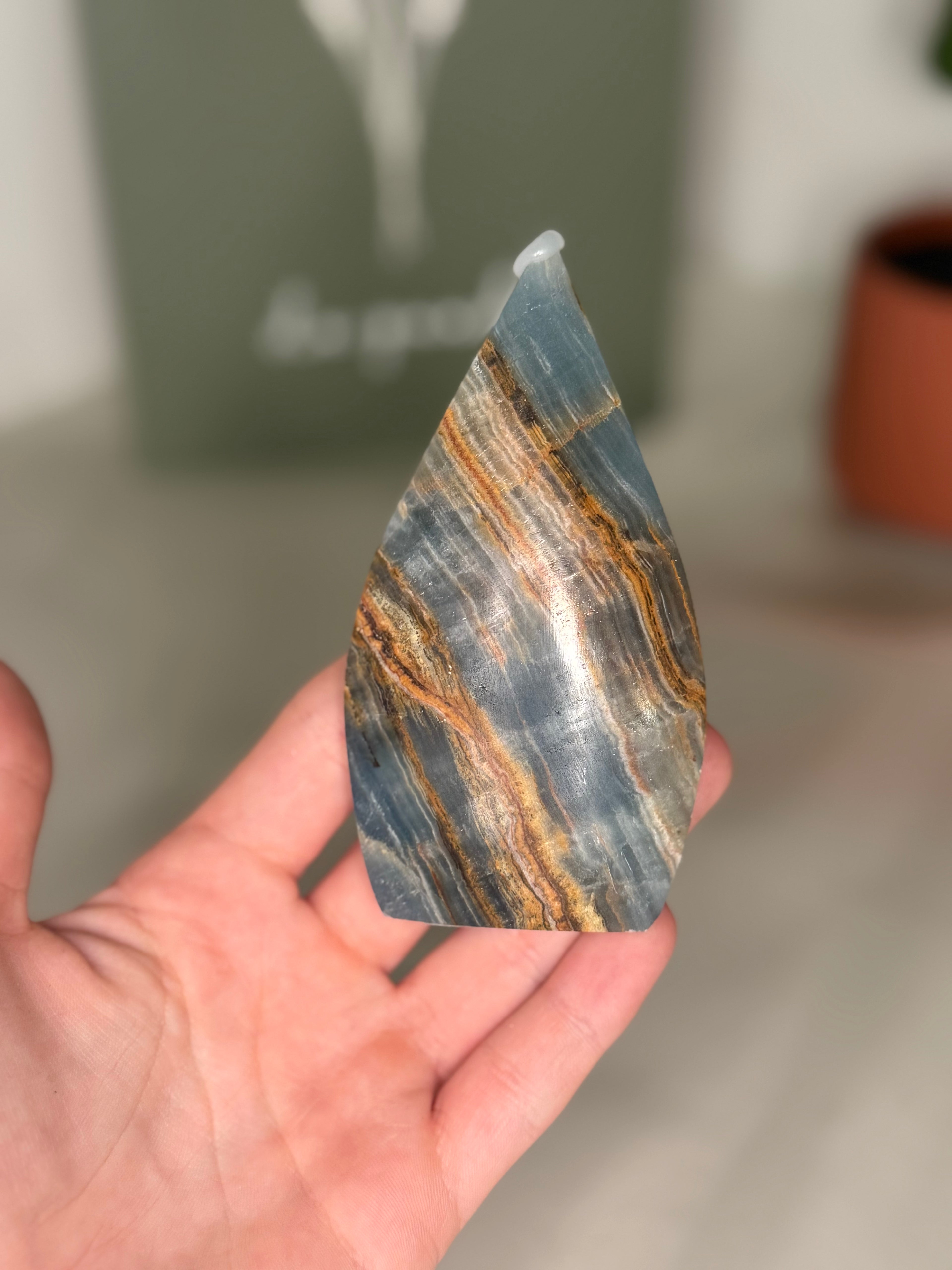 Blue onyx portal