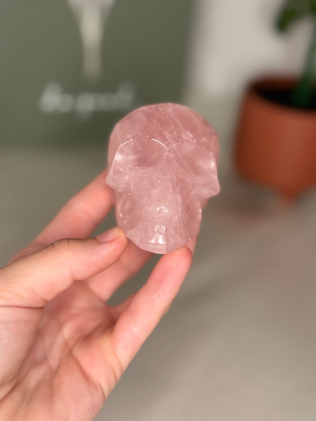 Rose quartz skull