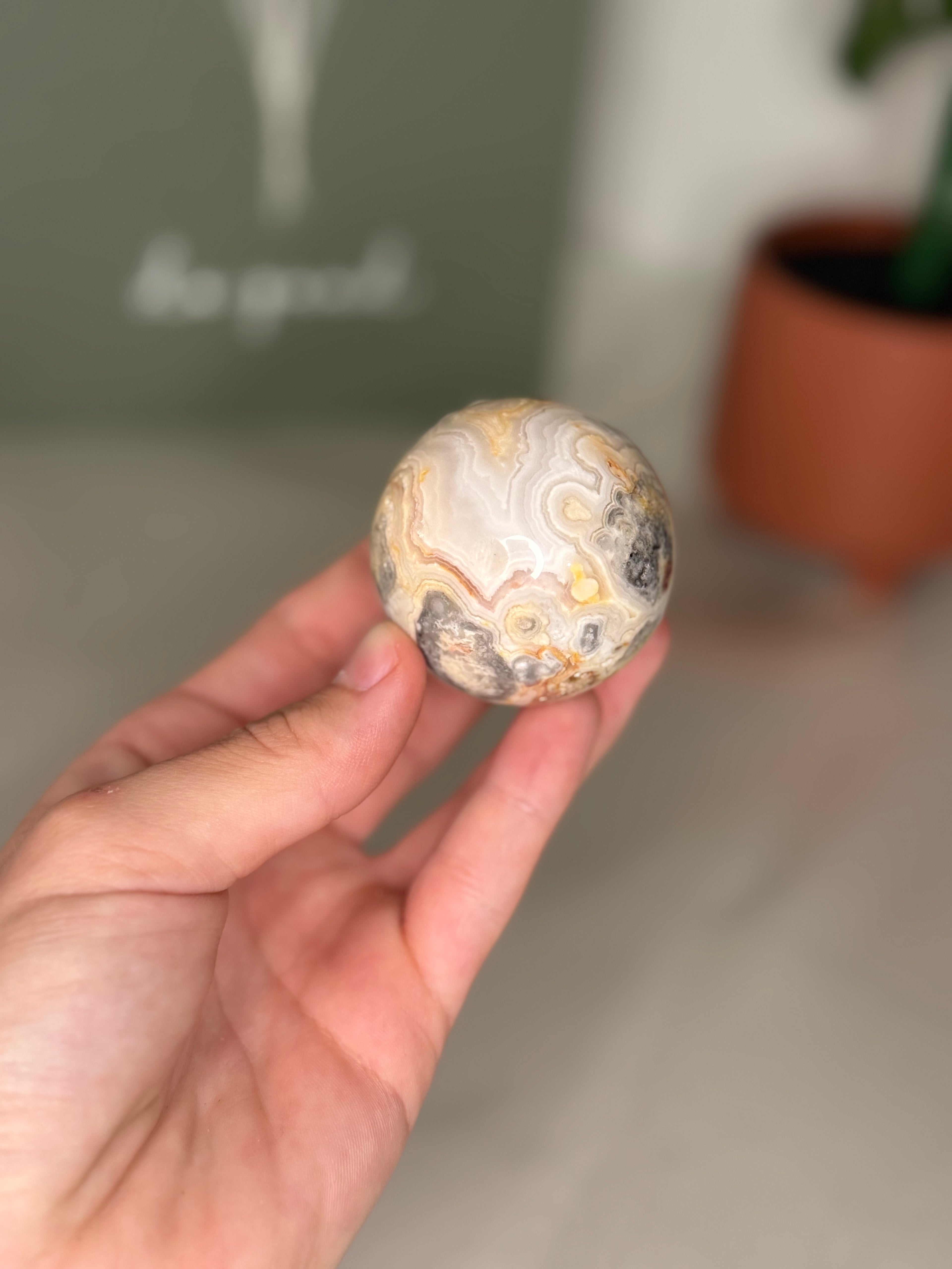 Crazy lace sphere