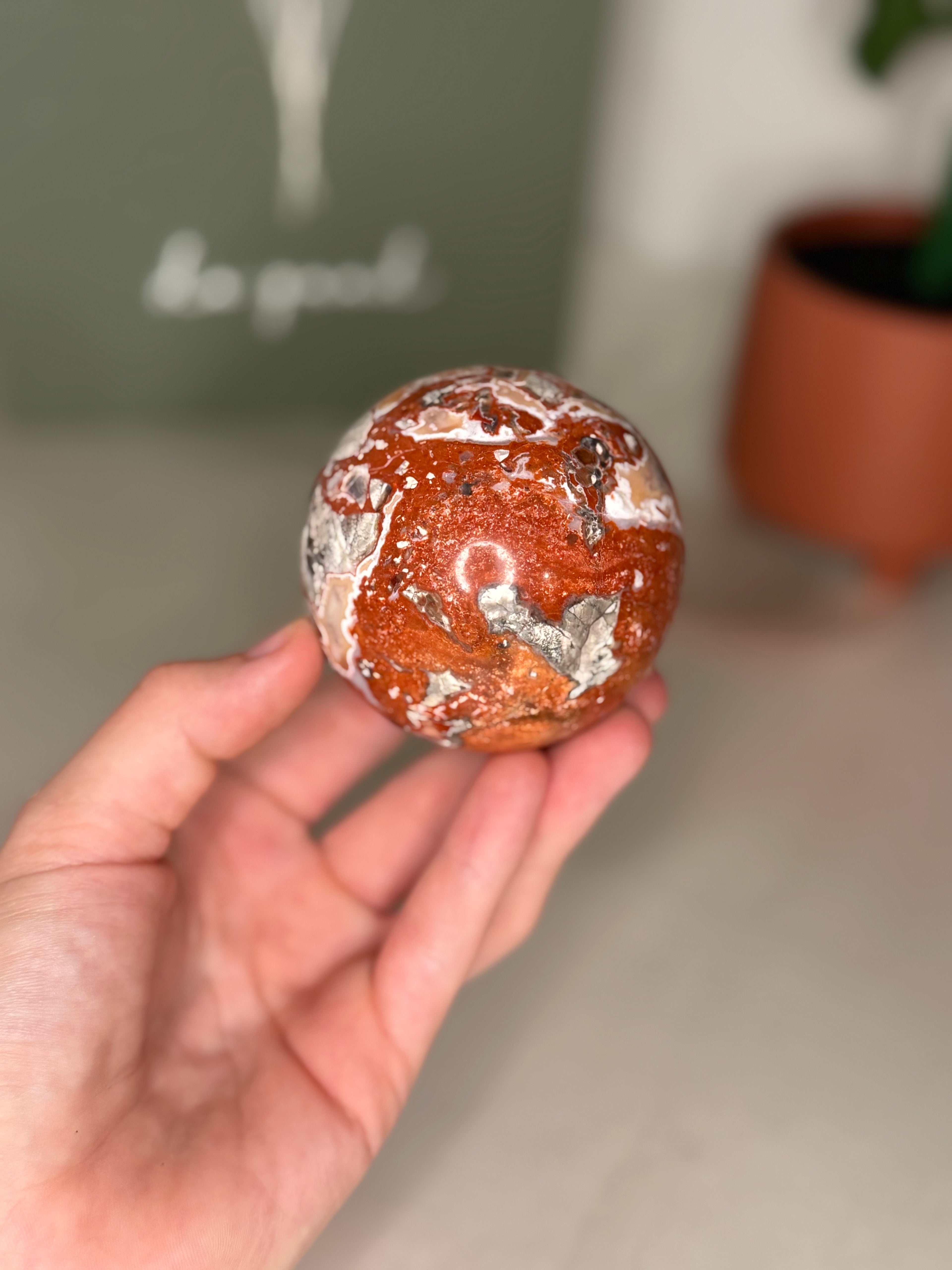 Money agate sphere