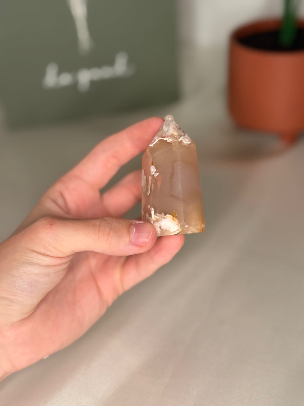 Flower agate towers