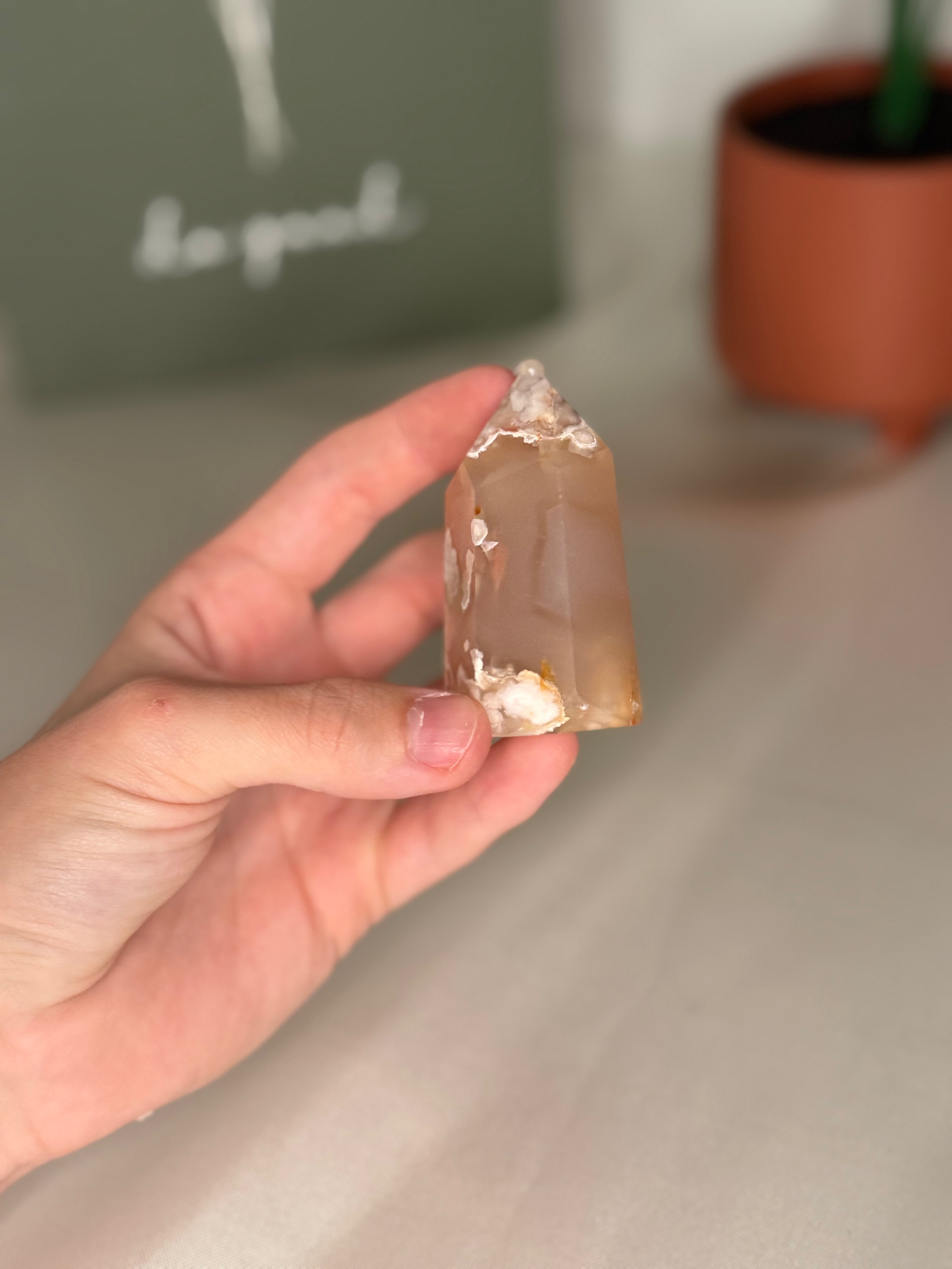 Flower agate towers