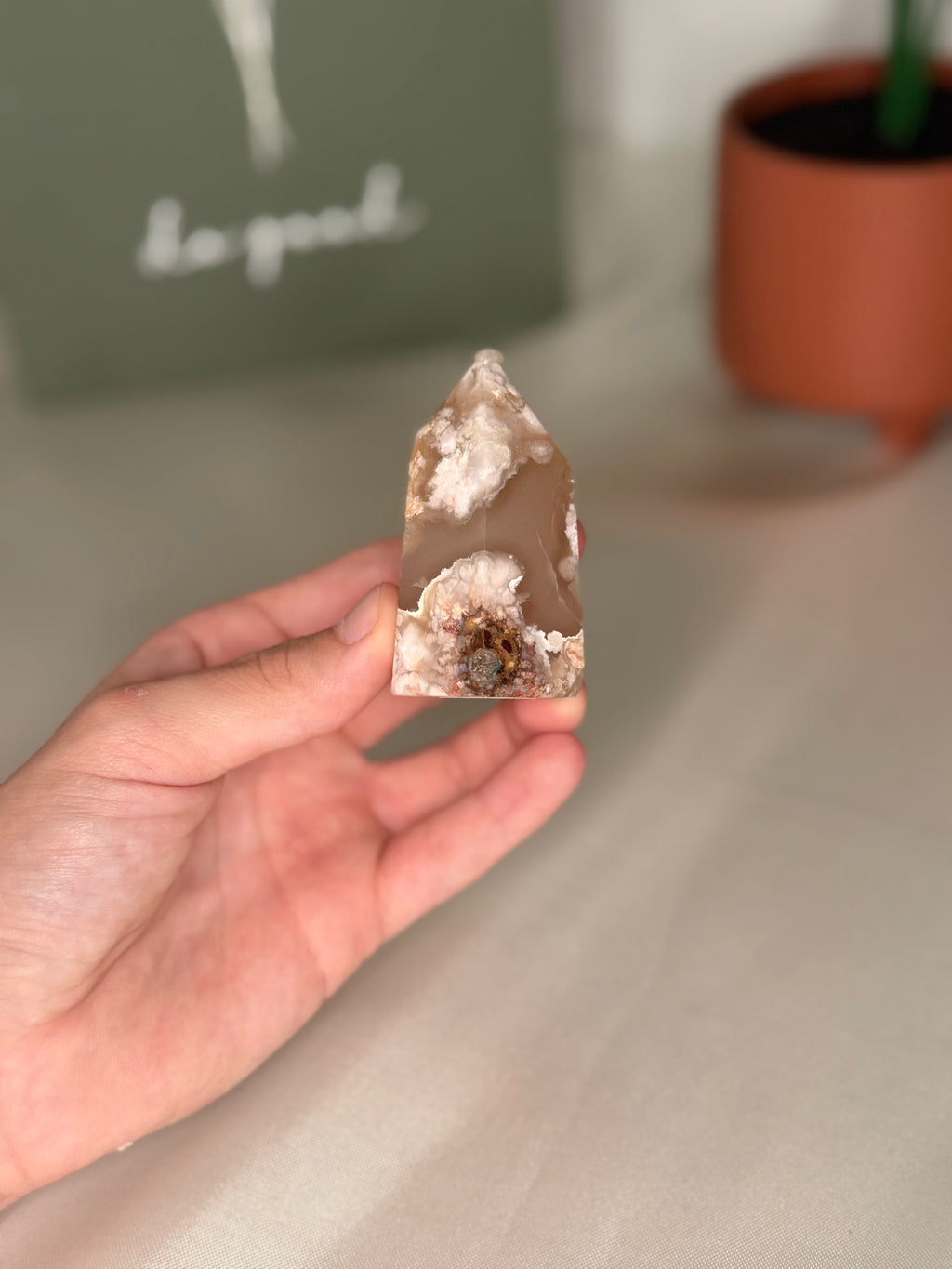 Flower agate towers