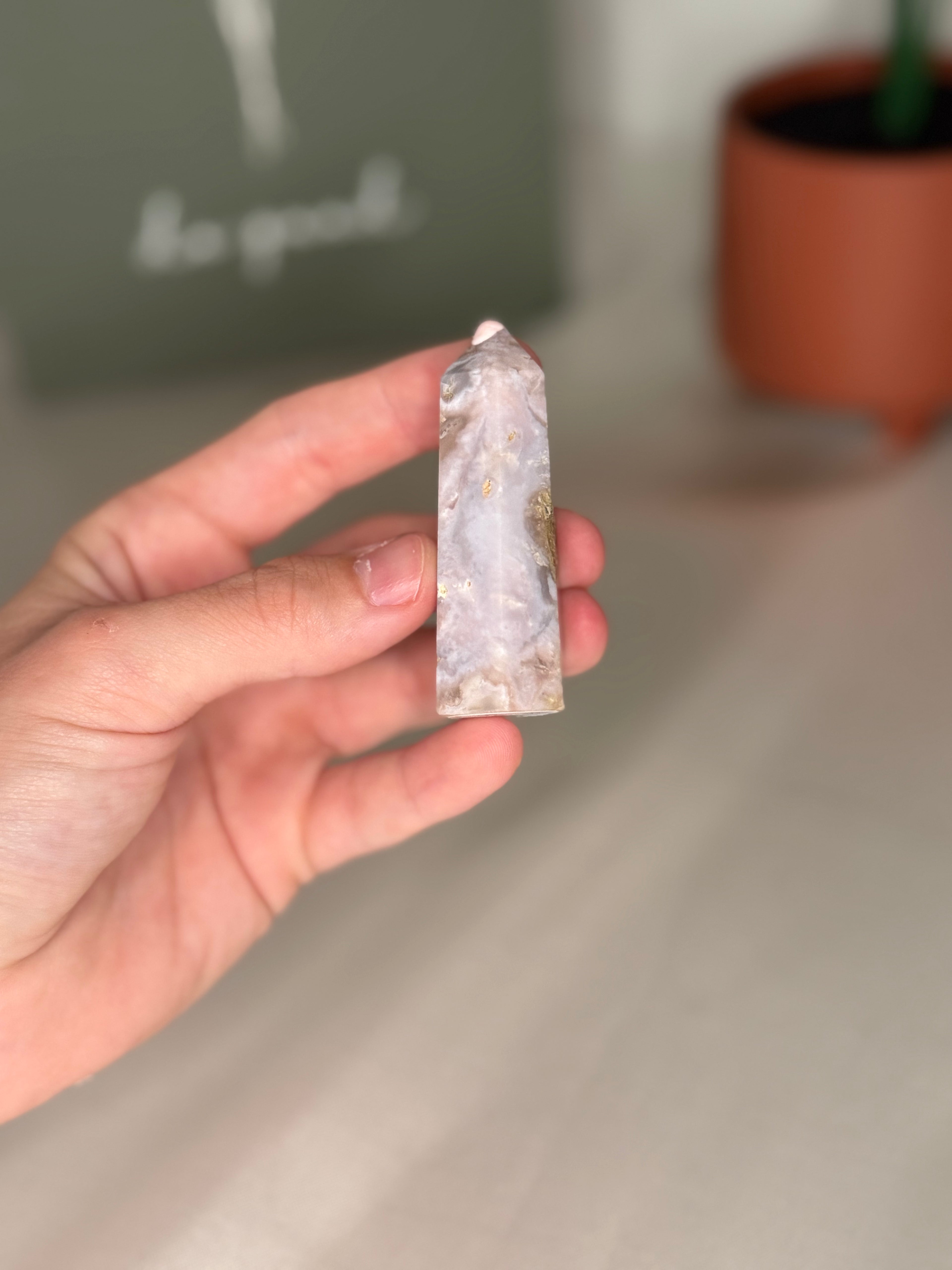 Flower agate towers