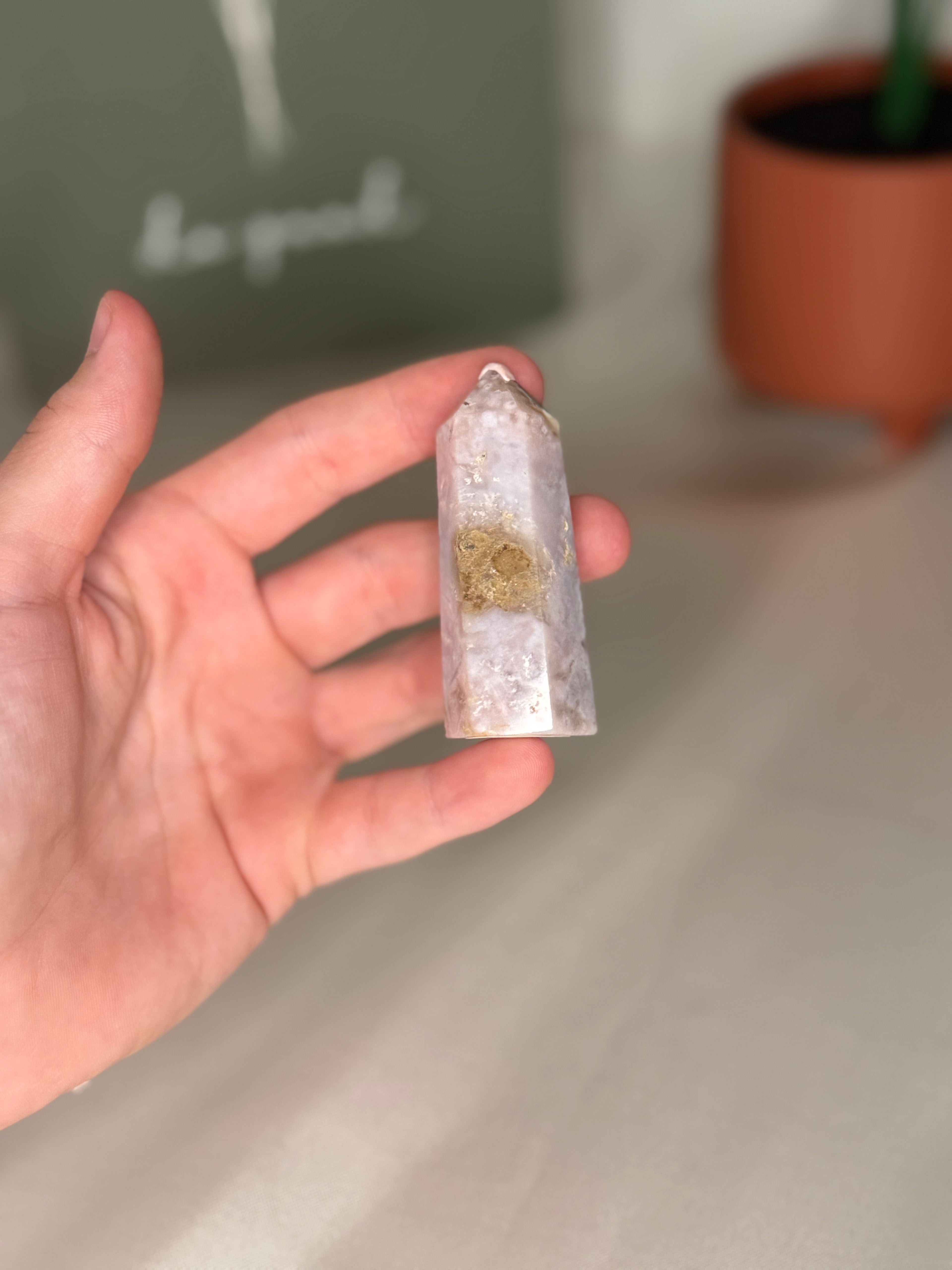 Flower agate towers