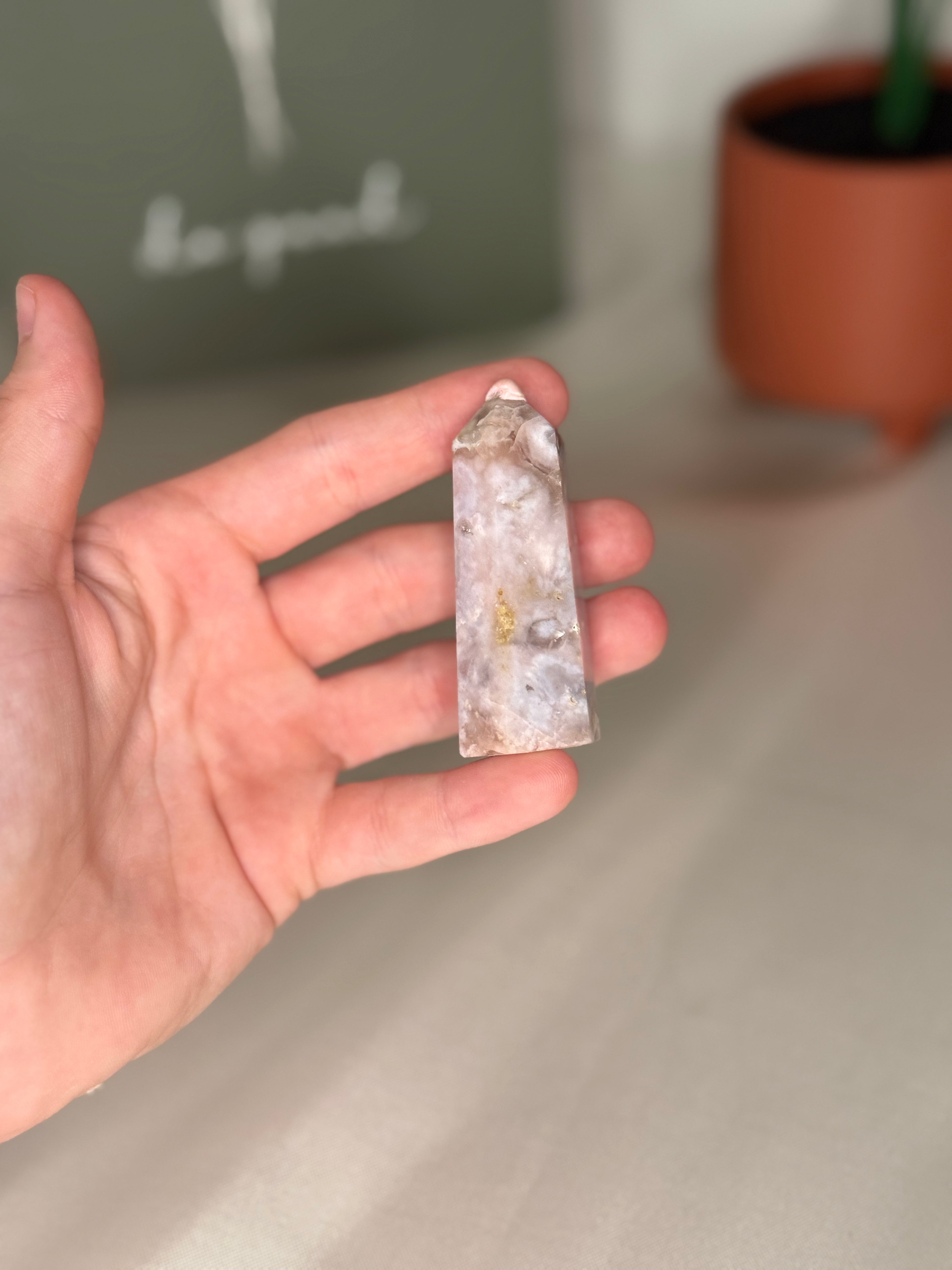 Flower agate towers