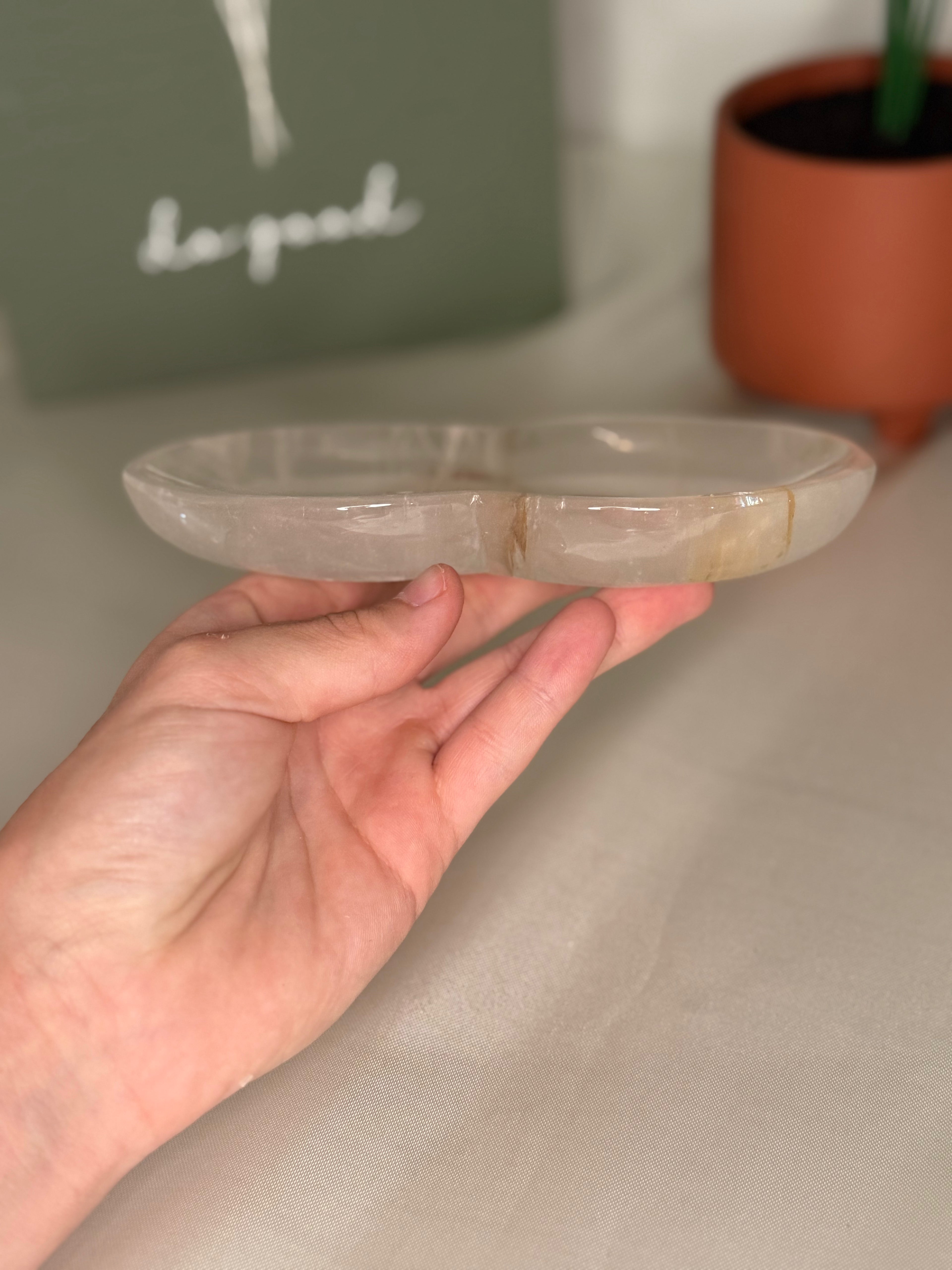 Clear quartz plate/bowl