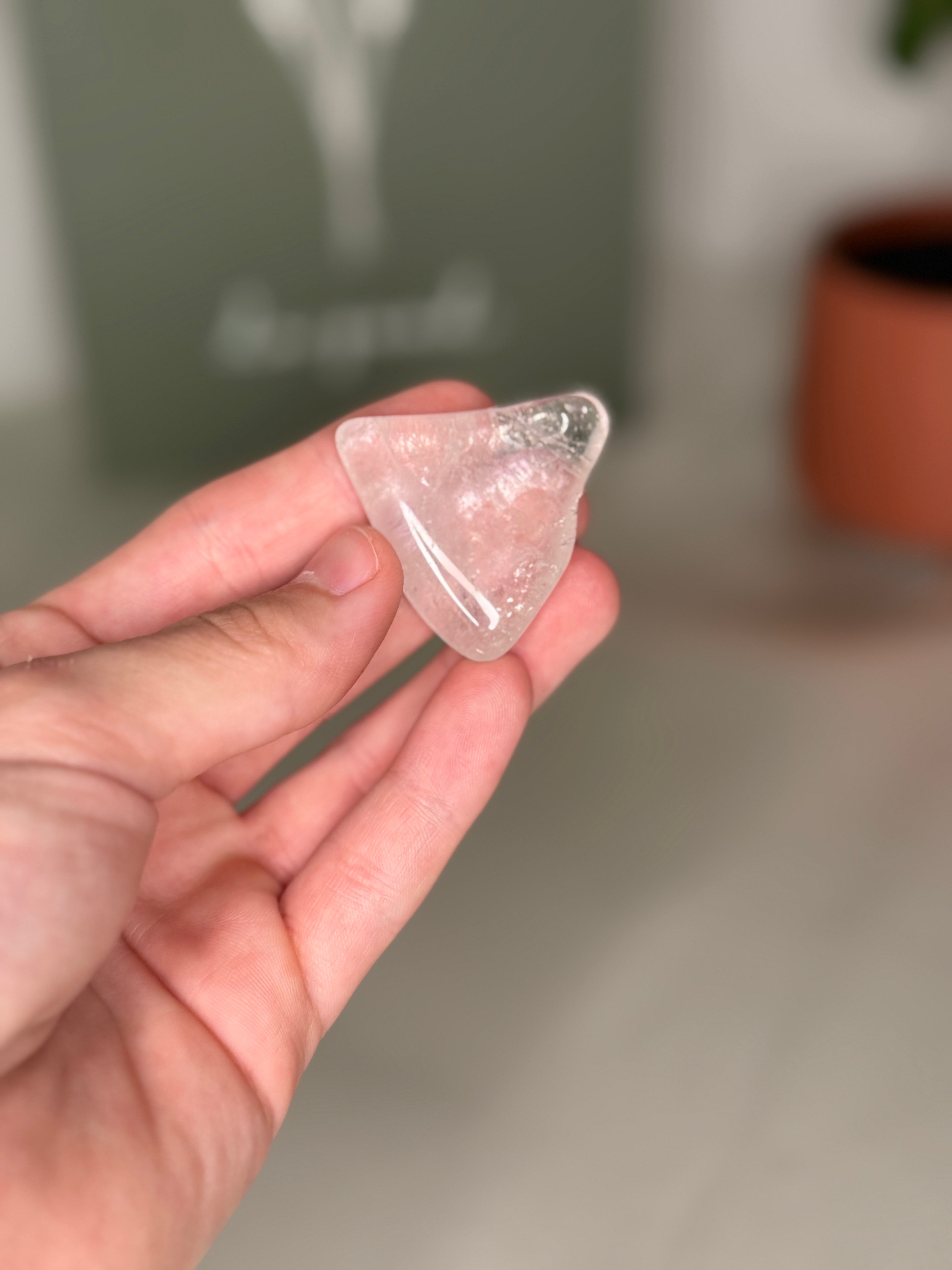 Clear quartz tumble