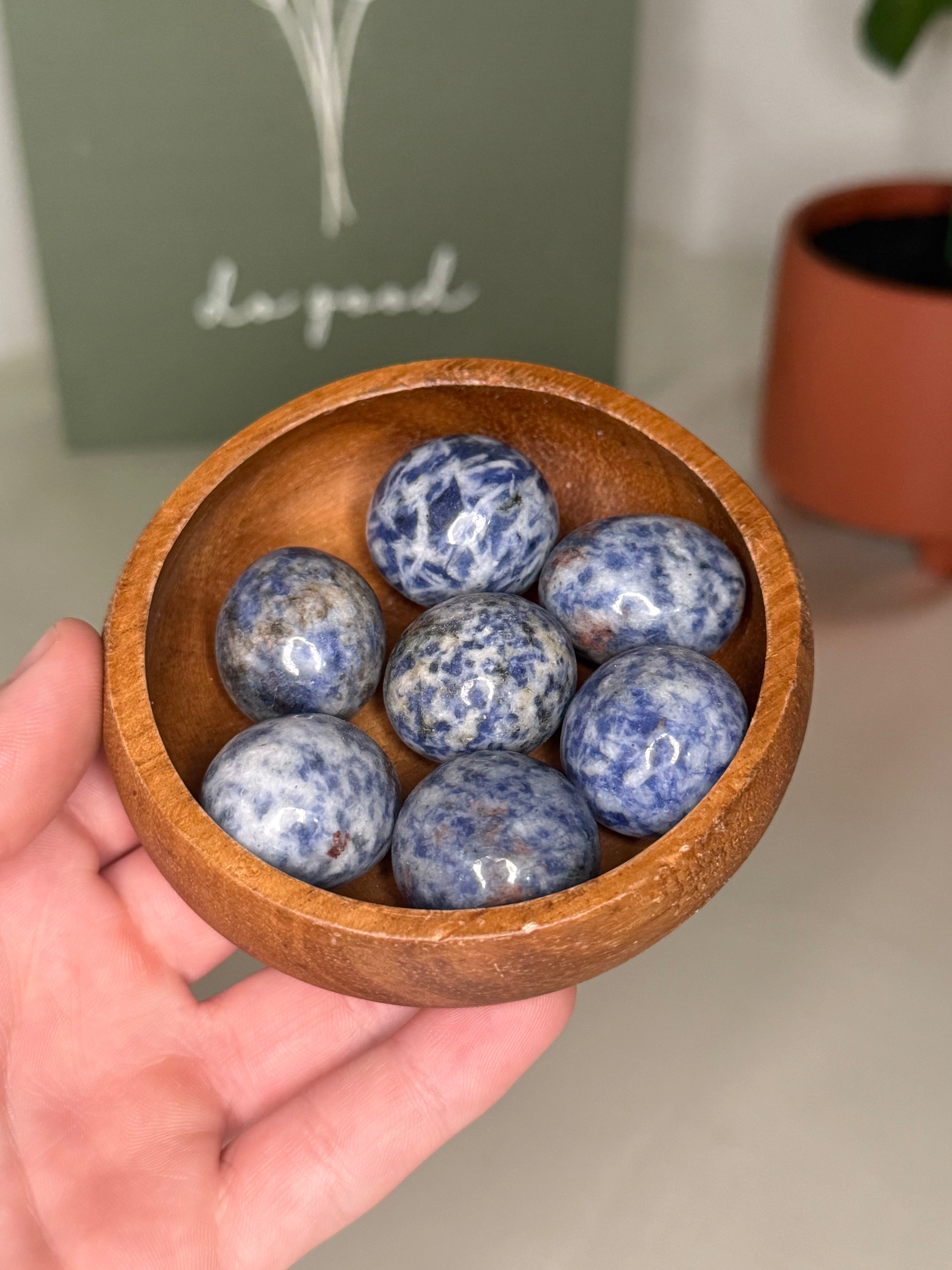 Sodalite tumble