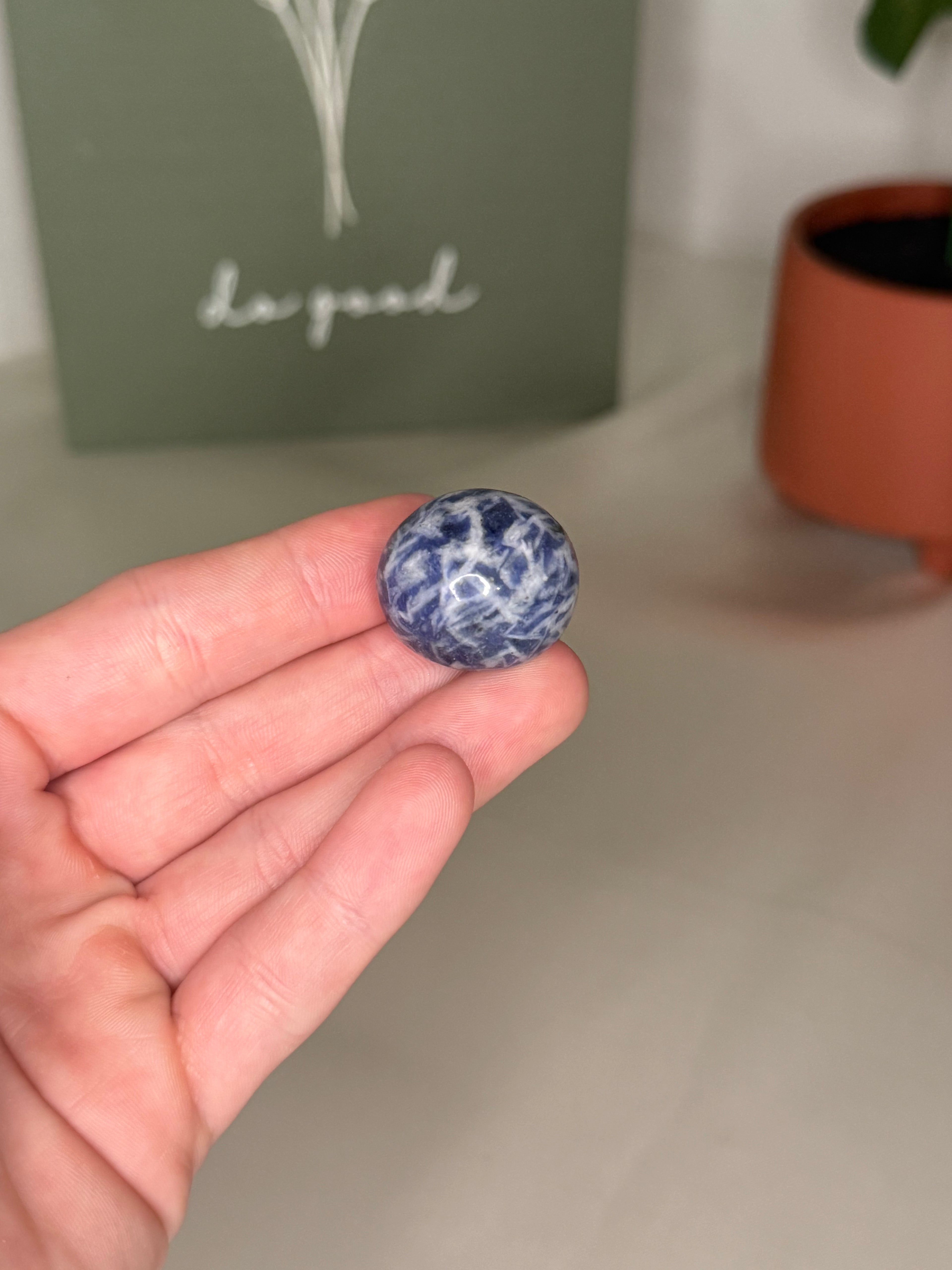 Sodalite tumble