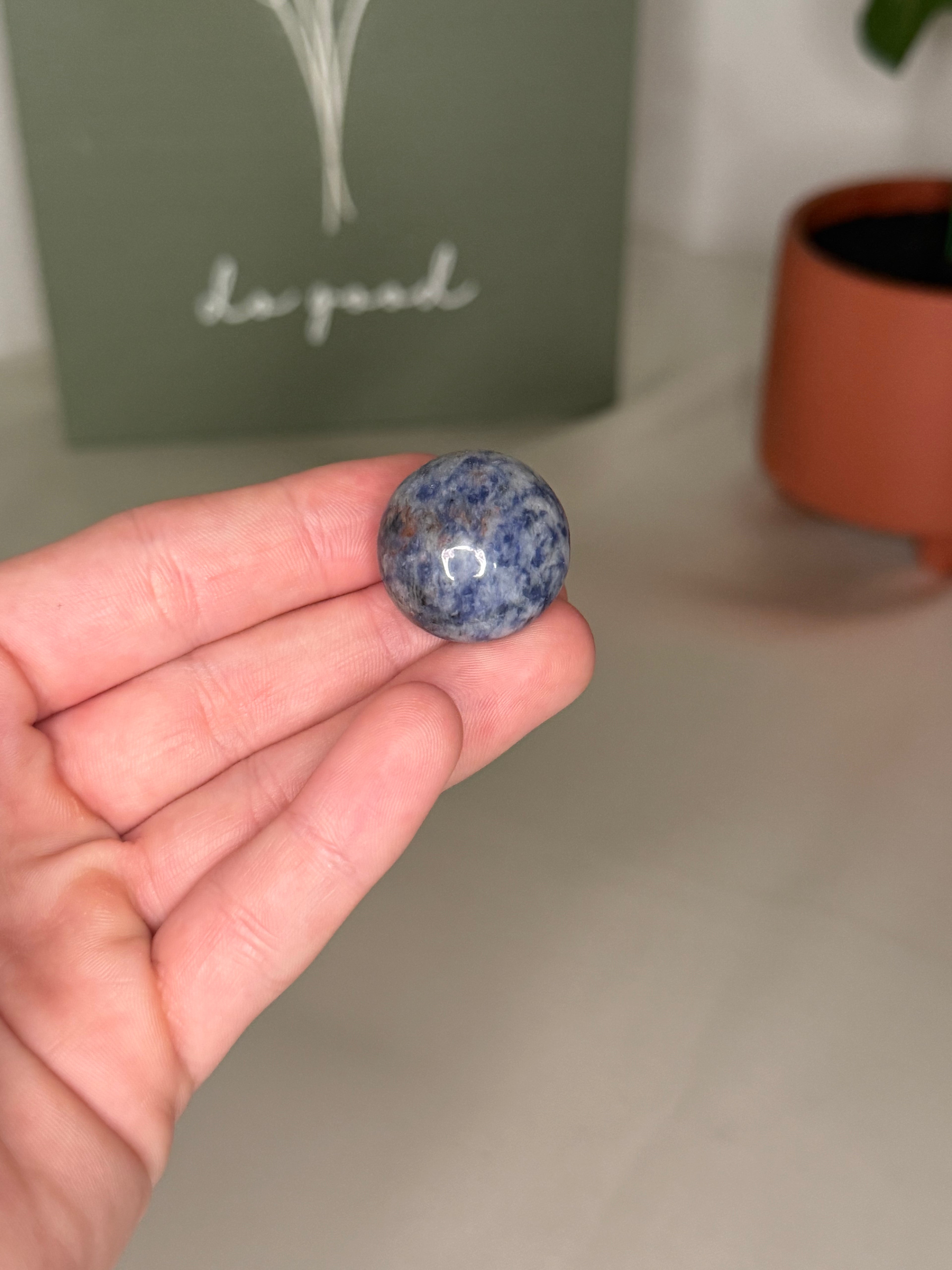 Sodalite tumble