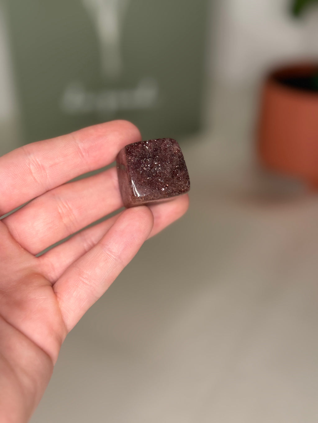 Strawberry quartz cube