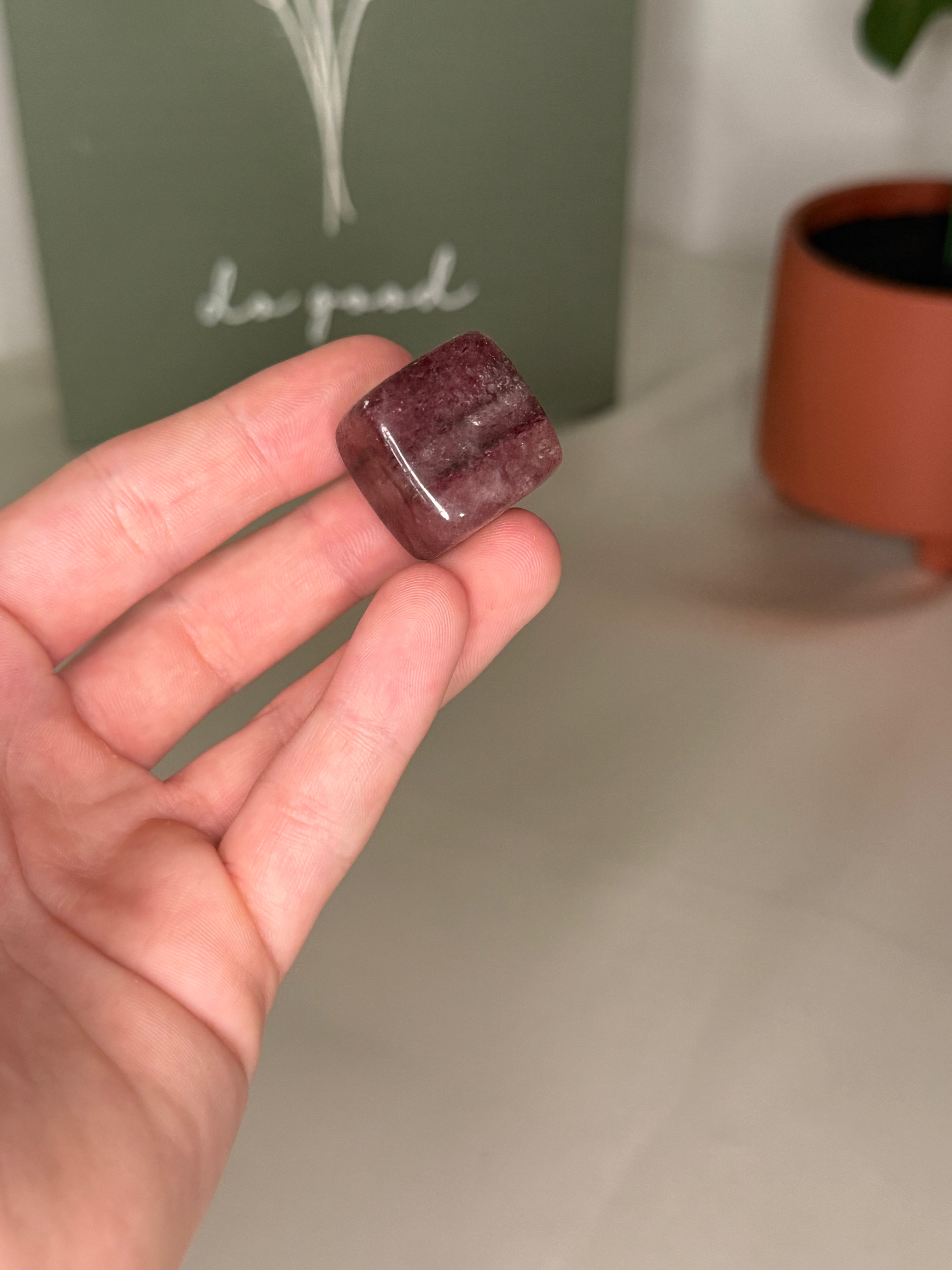 Strawberry quartz cube