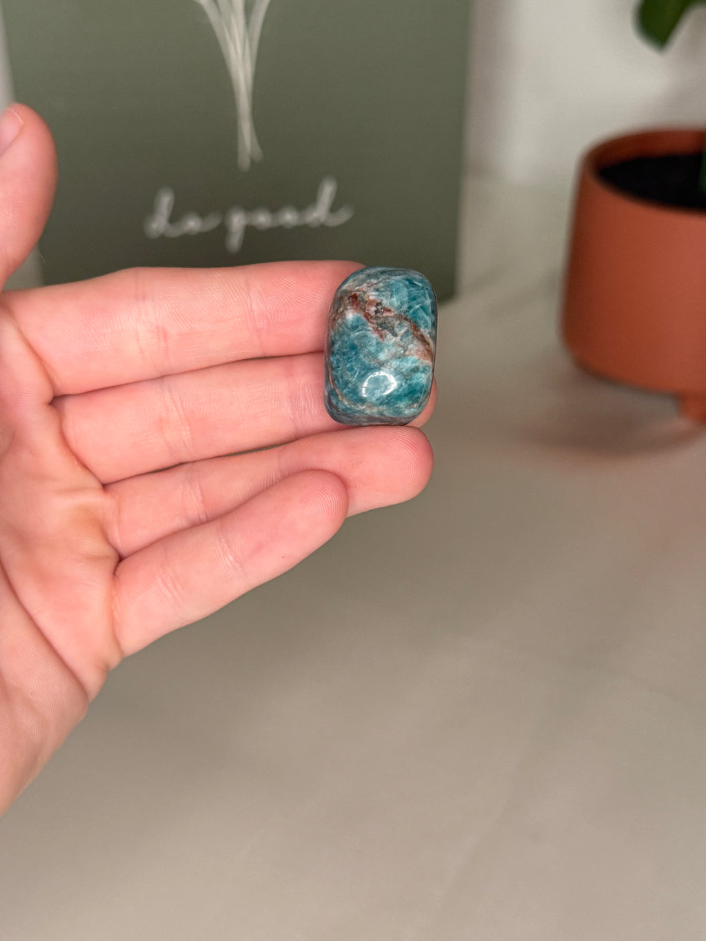High quality blue apatite tumble