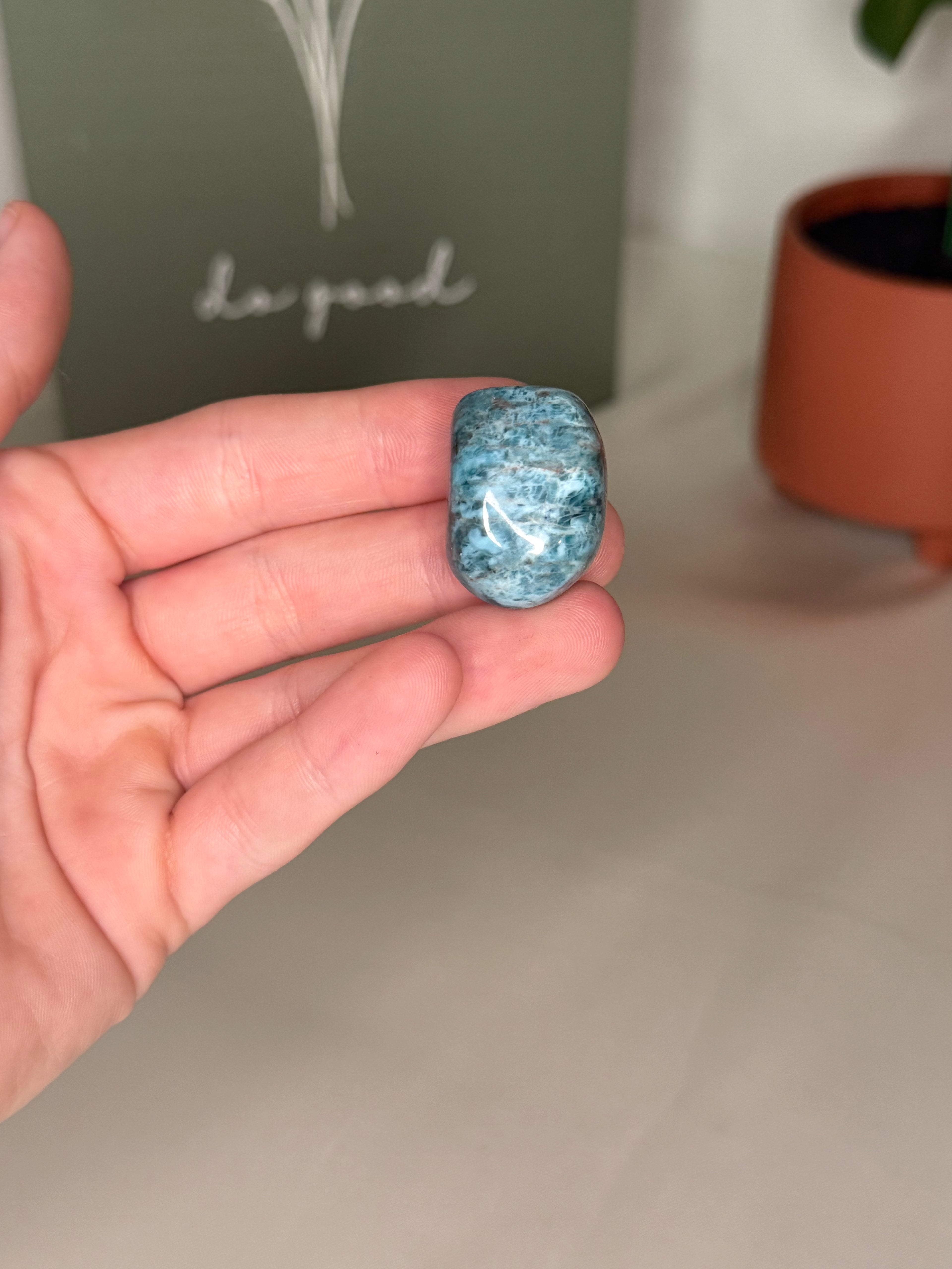 High quality blue apatite tumble