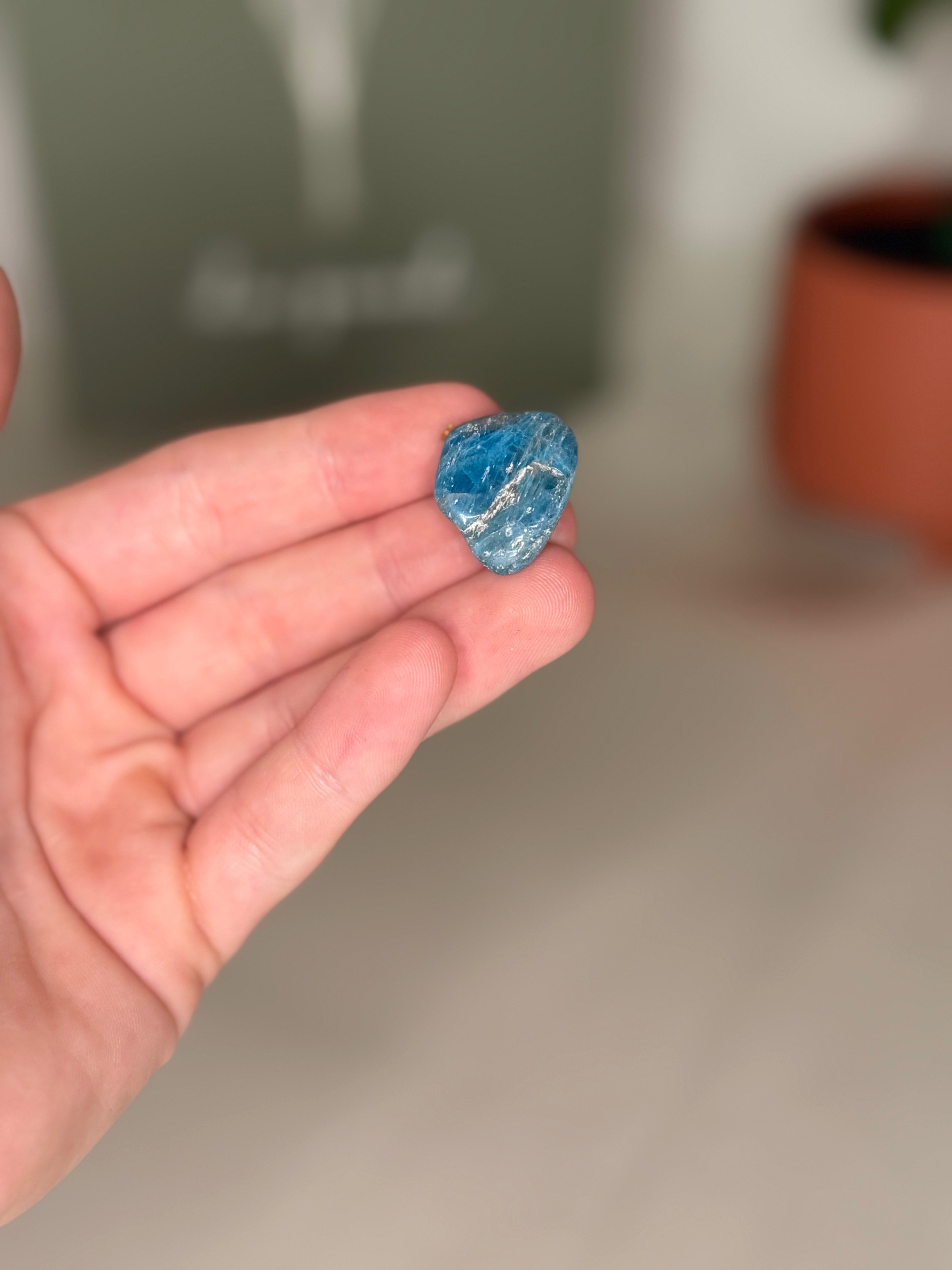 Small blue apatite tumble