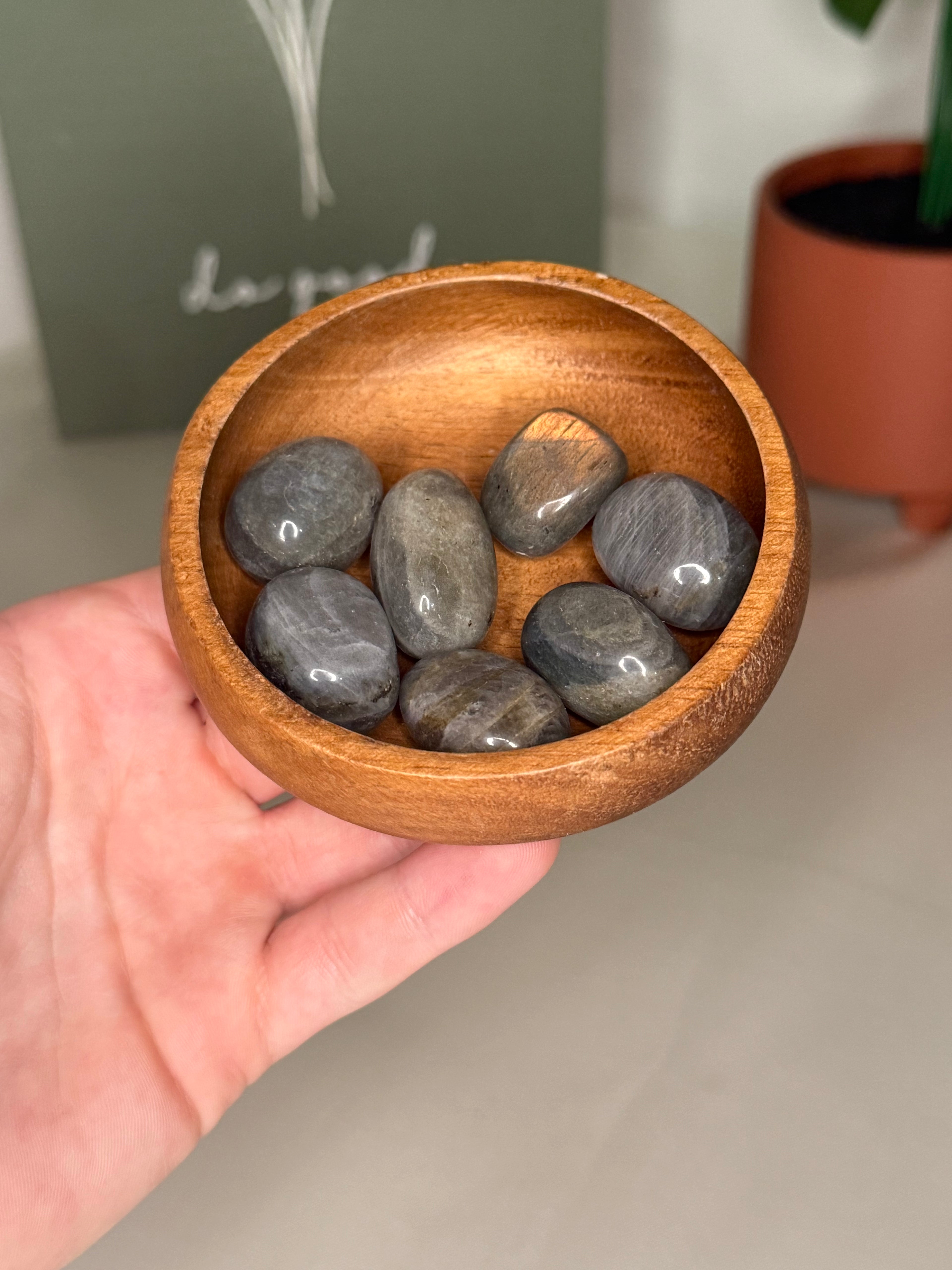 Sunset labradorite tumble