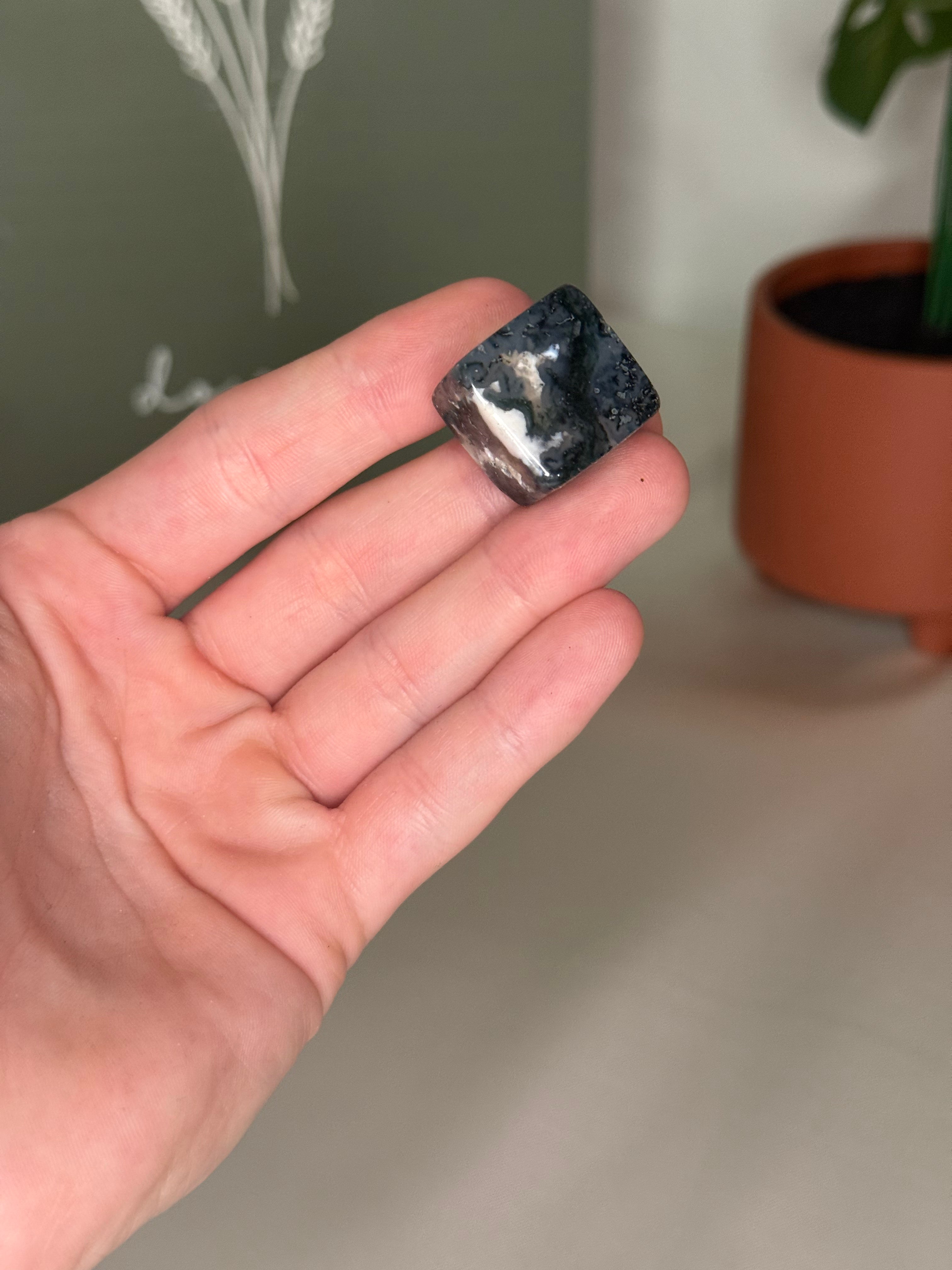 Moss agate cube