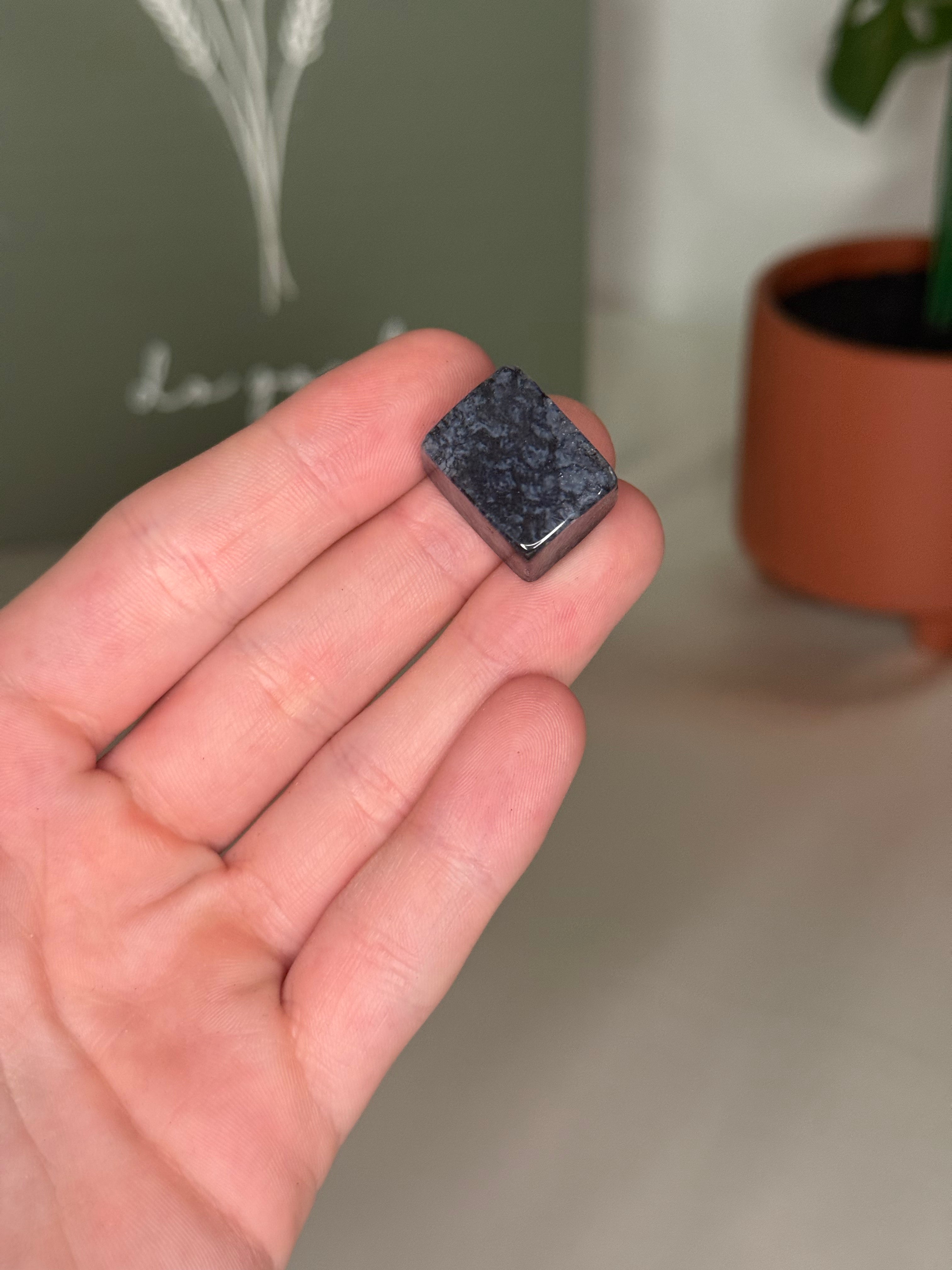 Moss agate cube