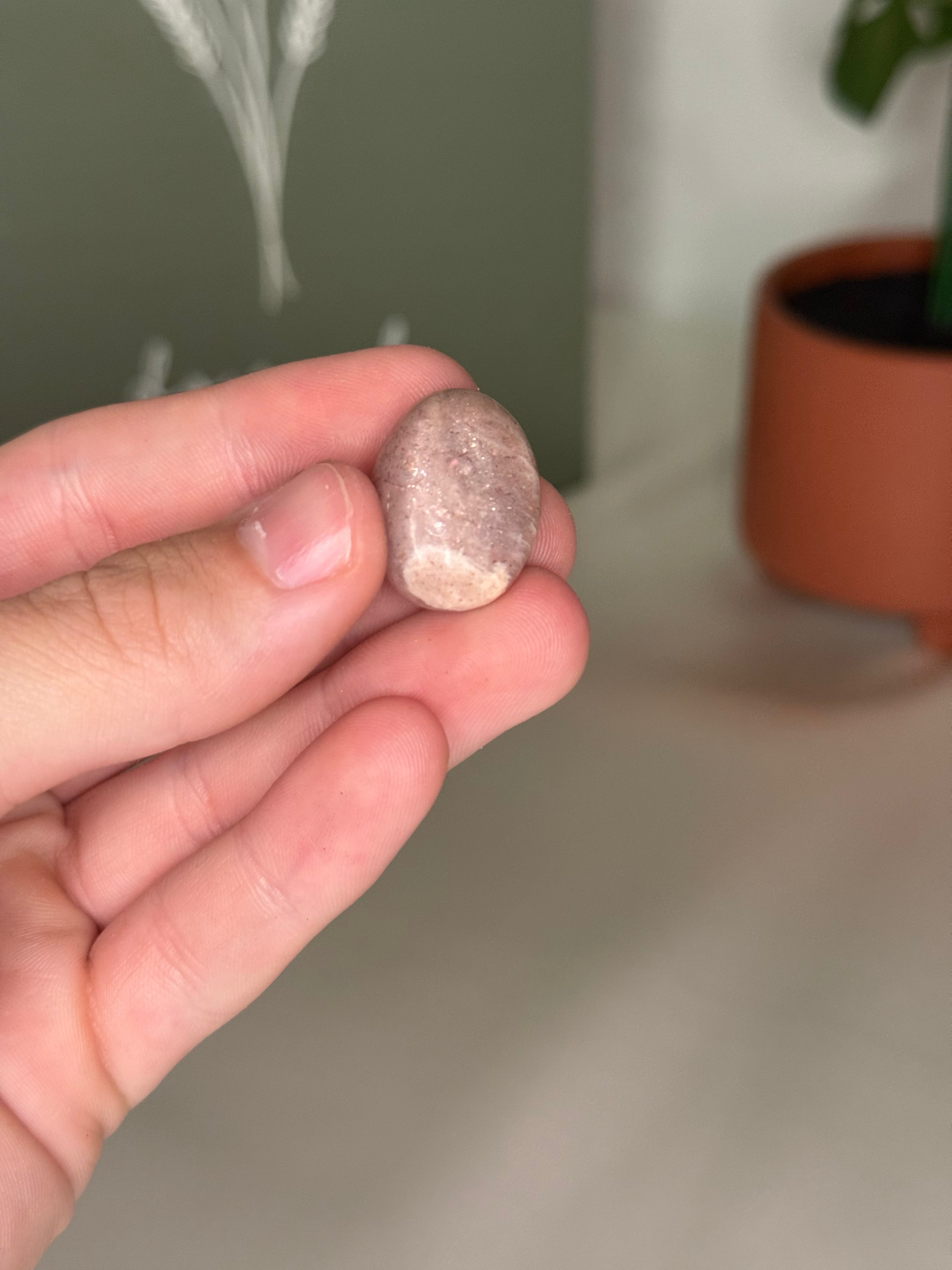 Peach moonstone with sunstone tumble