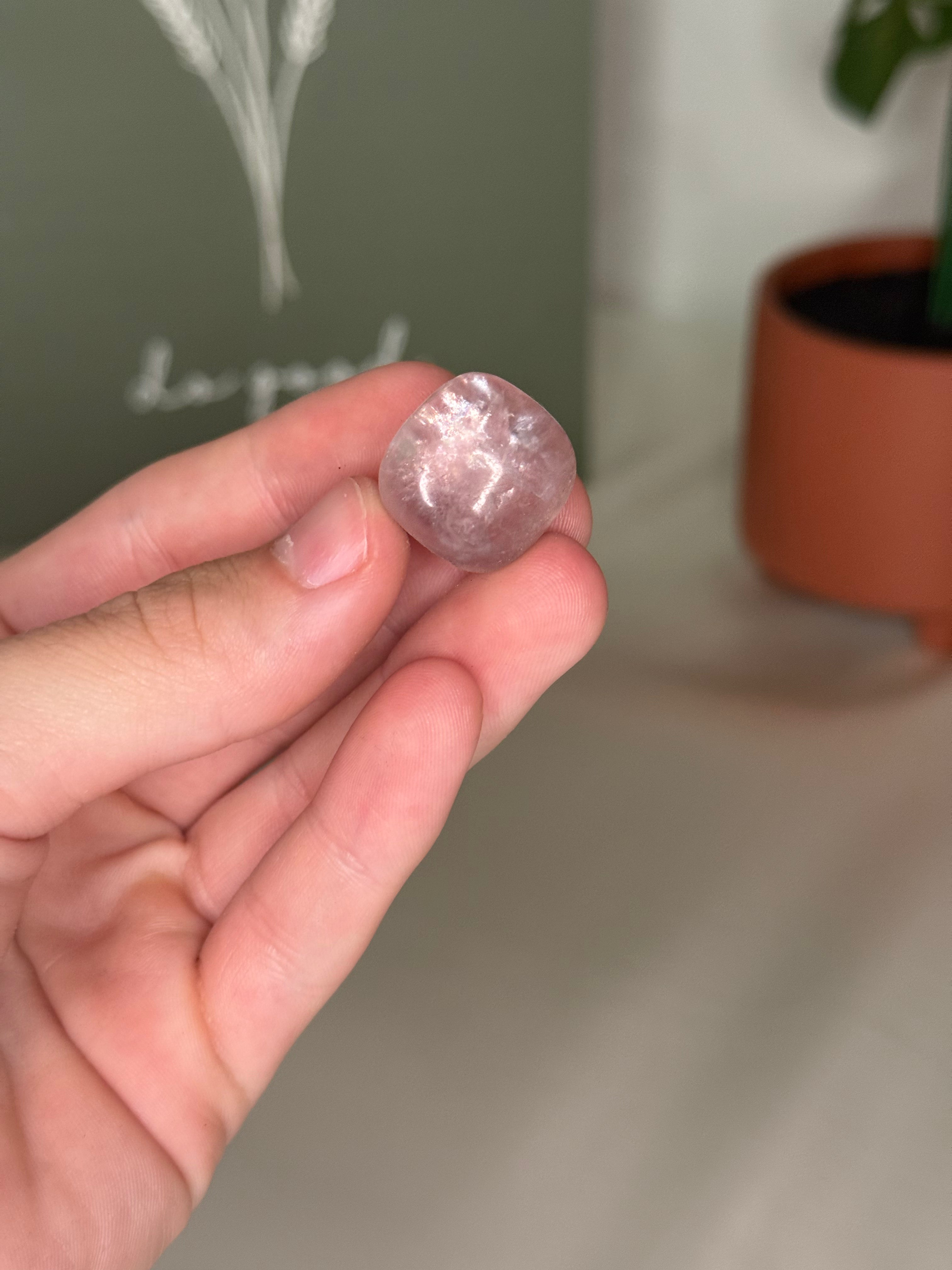 Small fluorite tumble