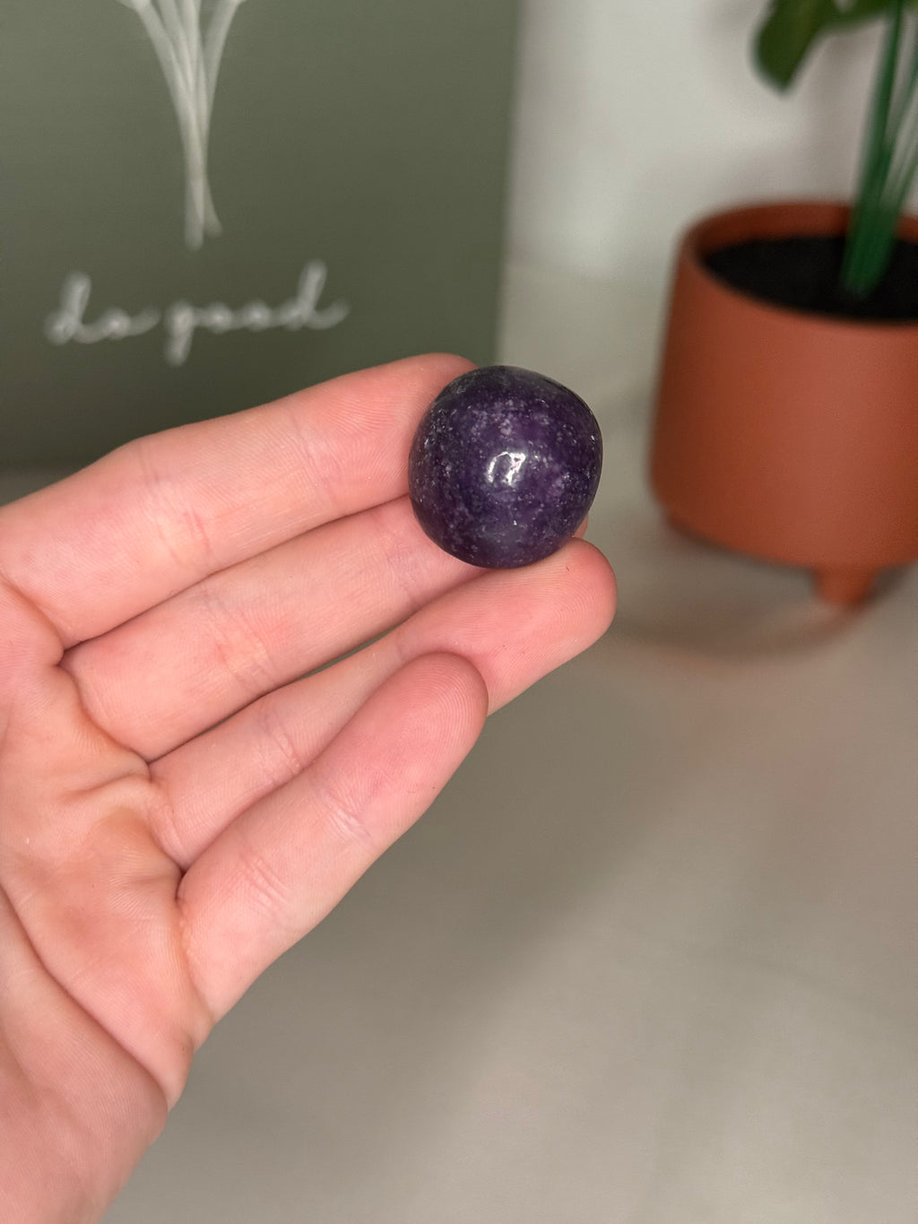 Lepidolite tumble