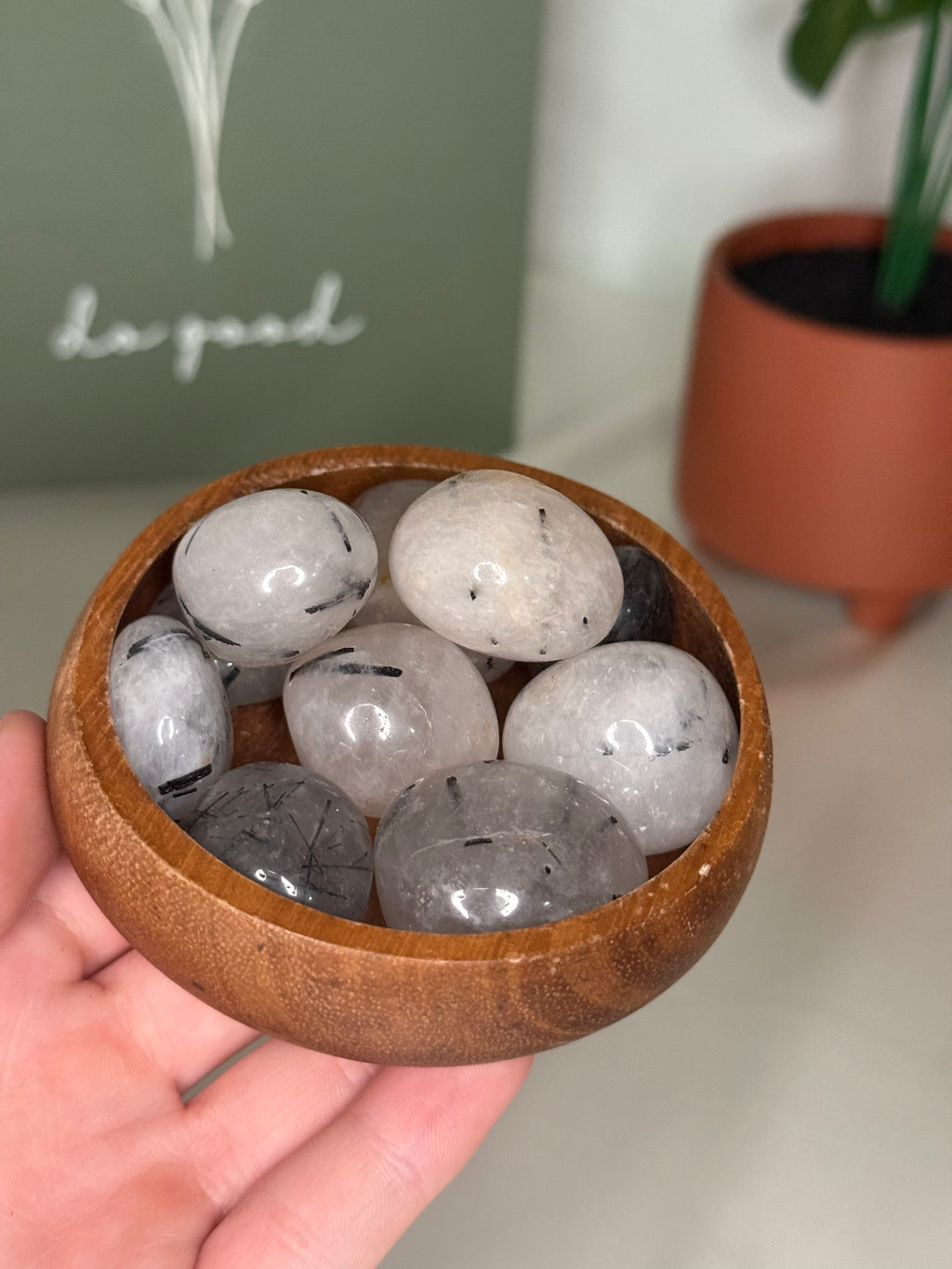 Tourmalated quartz tumble